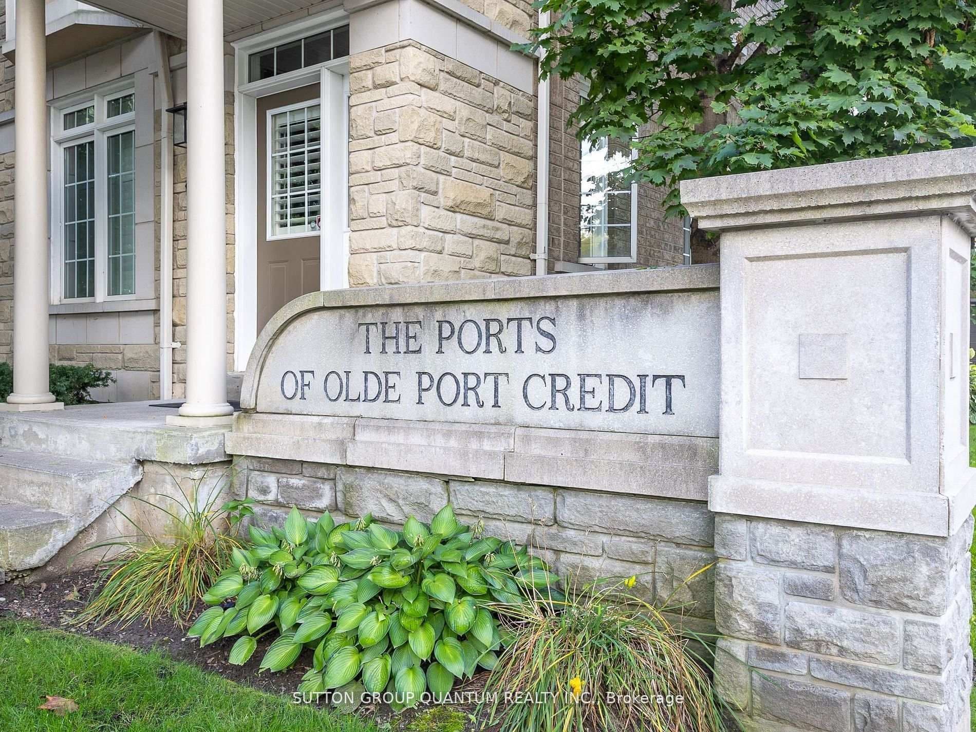 50 Rosewood Avenue, Mississauga, ON L5G 4W3