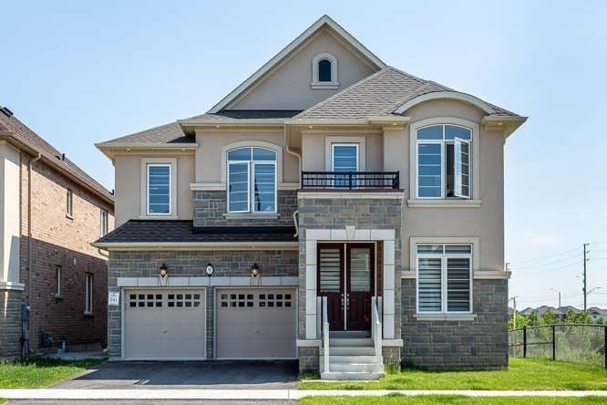 9 Smallwood Road, Brampton, ON L7A 4Y7