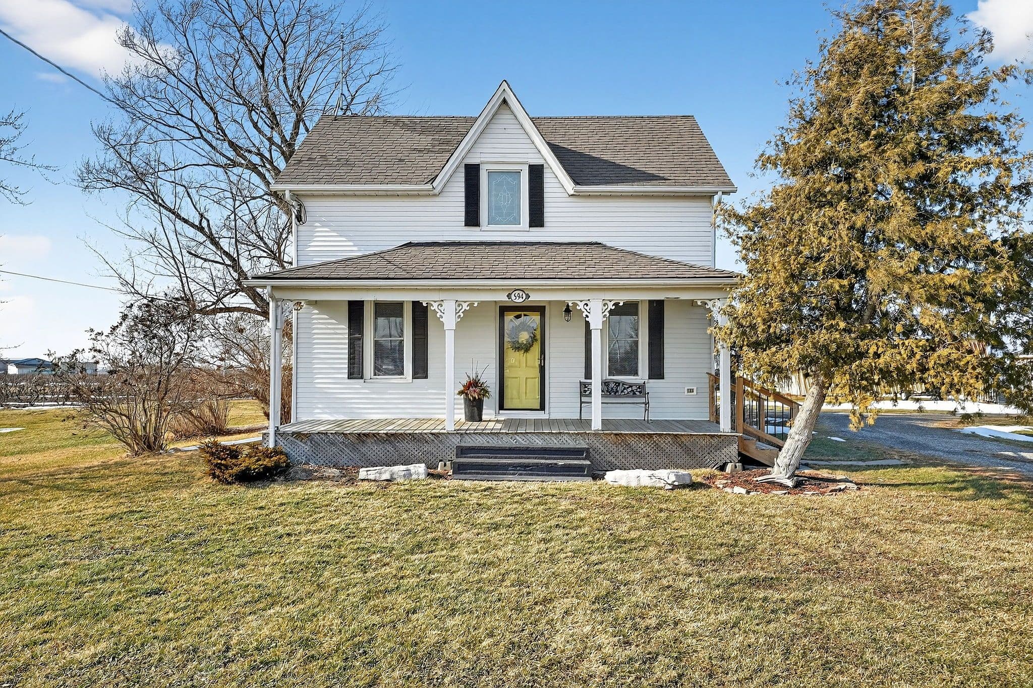 594 Niagara Stone Road, Niagara-on-the-Lake, ON L0S 1J0