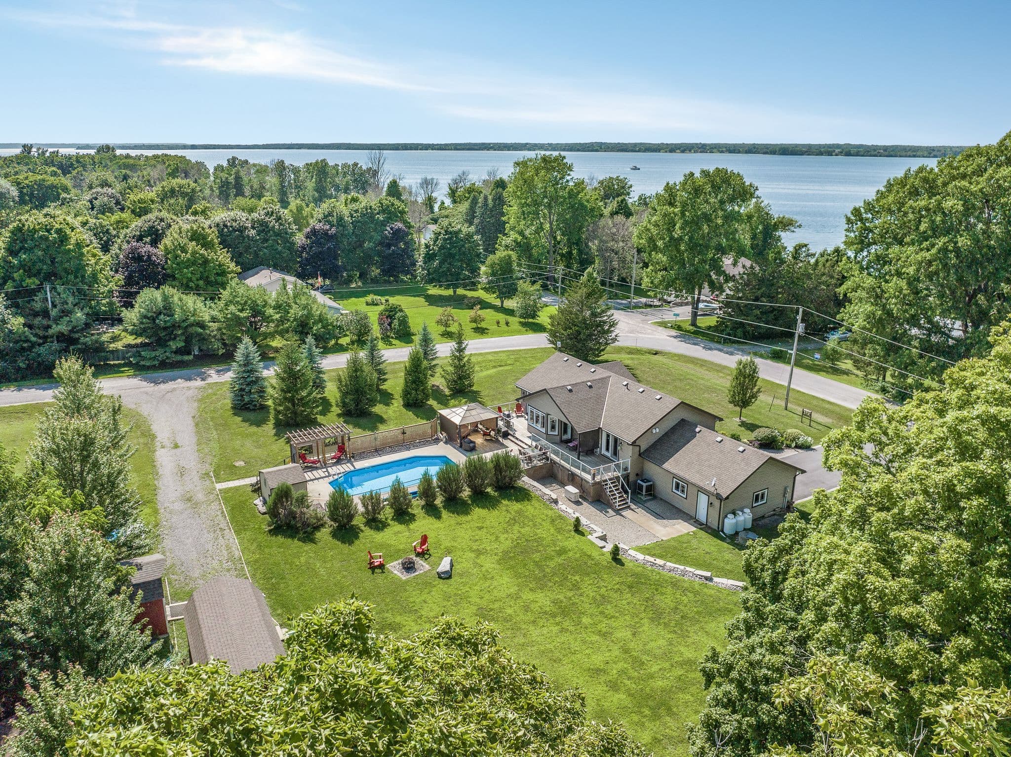 116 Prinyers Cove Crescent, Prince Edward County, ON K0K 2T0