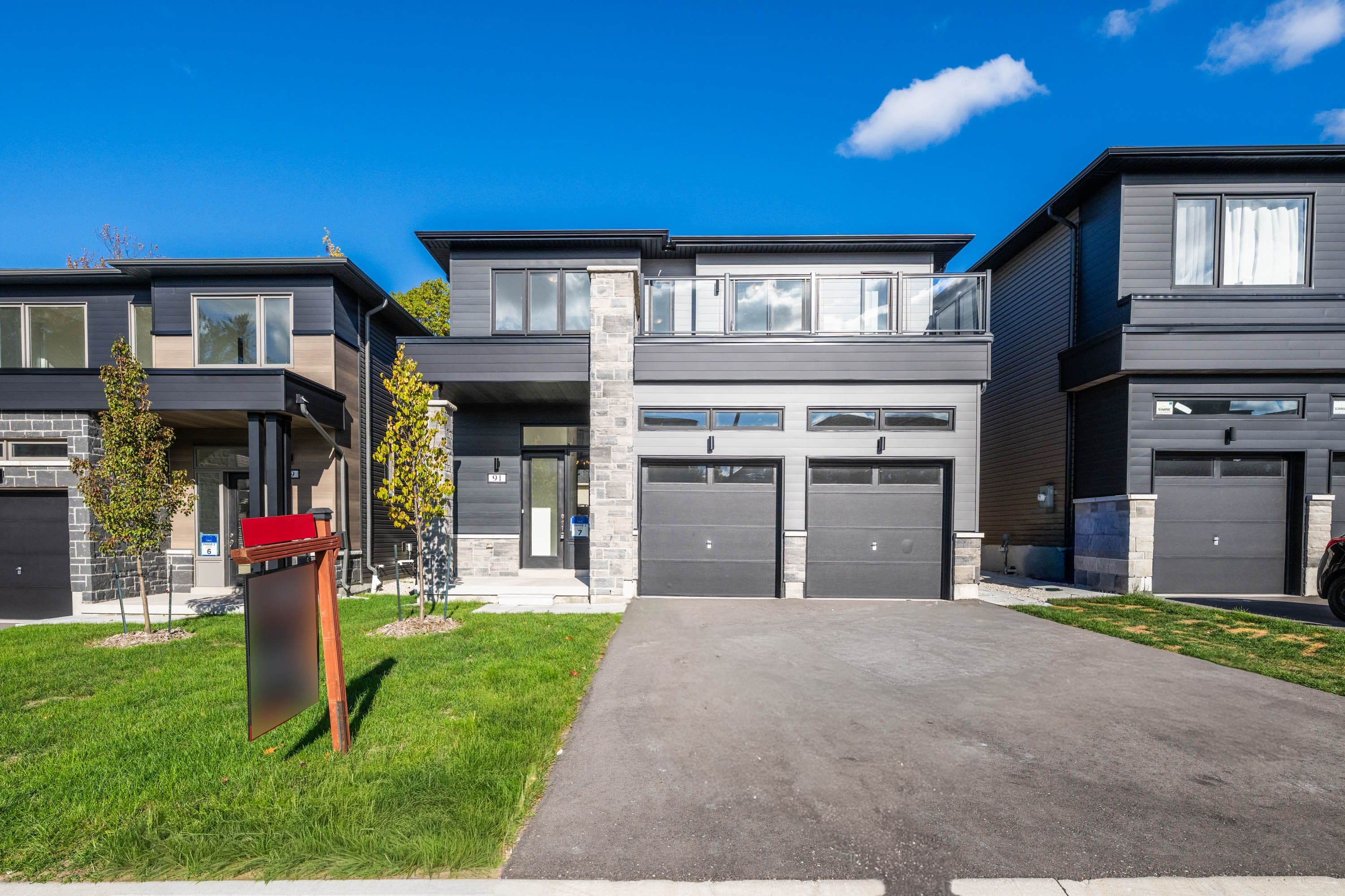 91 Berkely Street, Wasaga Beach, ON L9Z 2N6