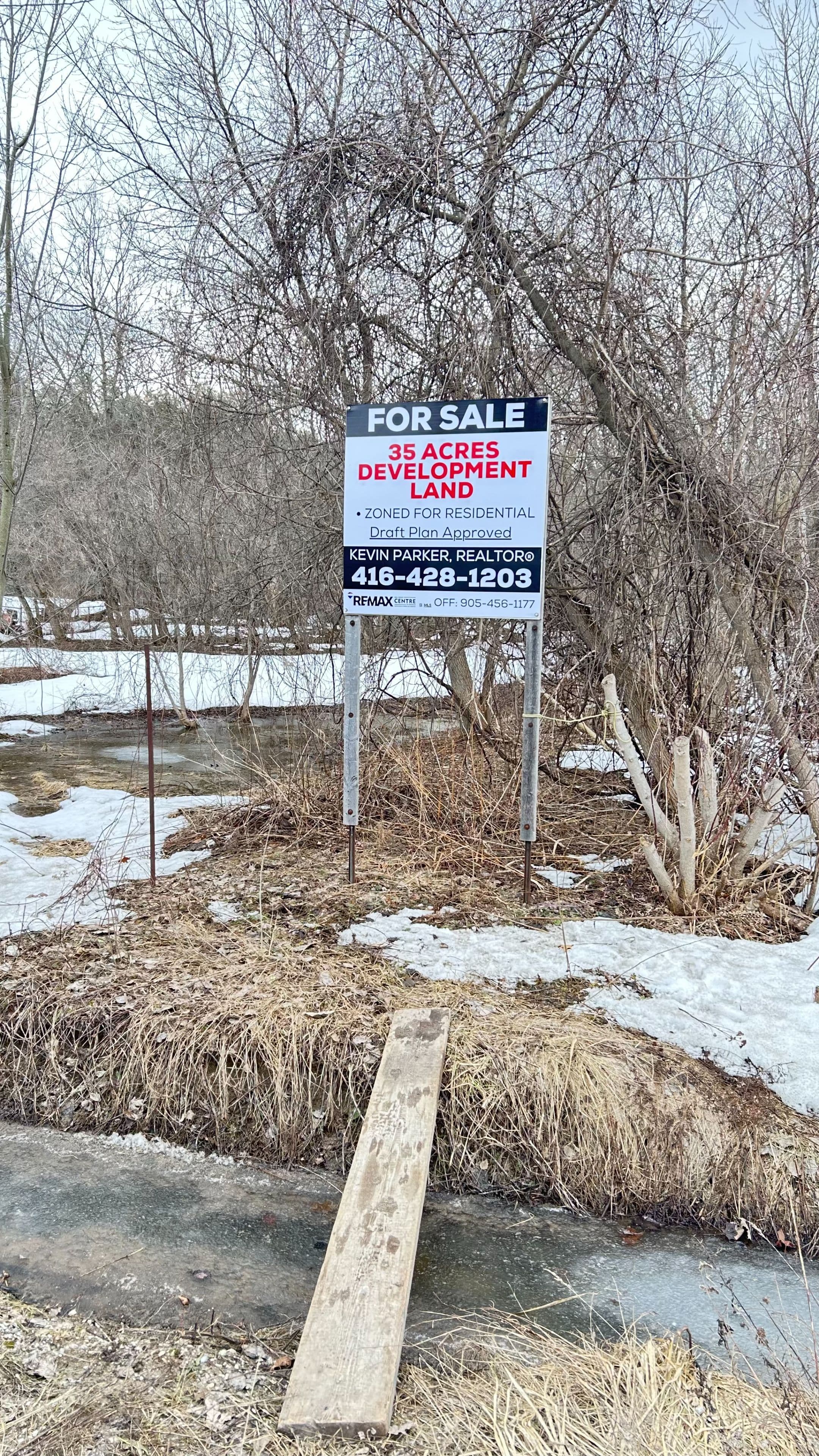 9874 County 10 Road, Clearview, ON L0M 1N0