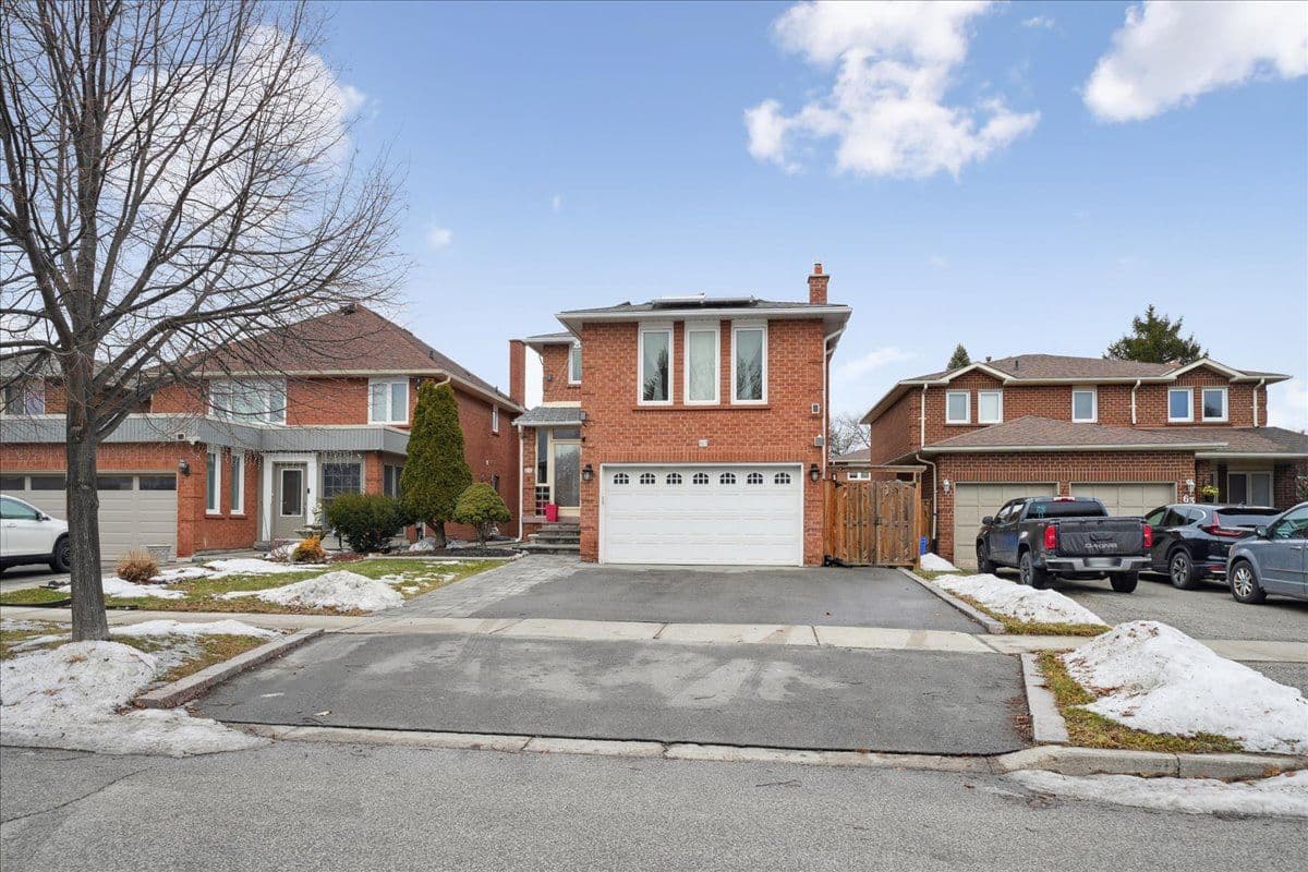 67 Sonny Street, Vaughan, ON L6A 1B8