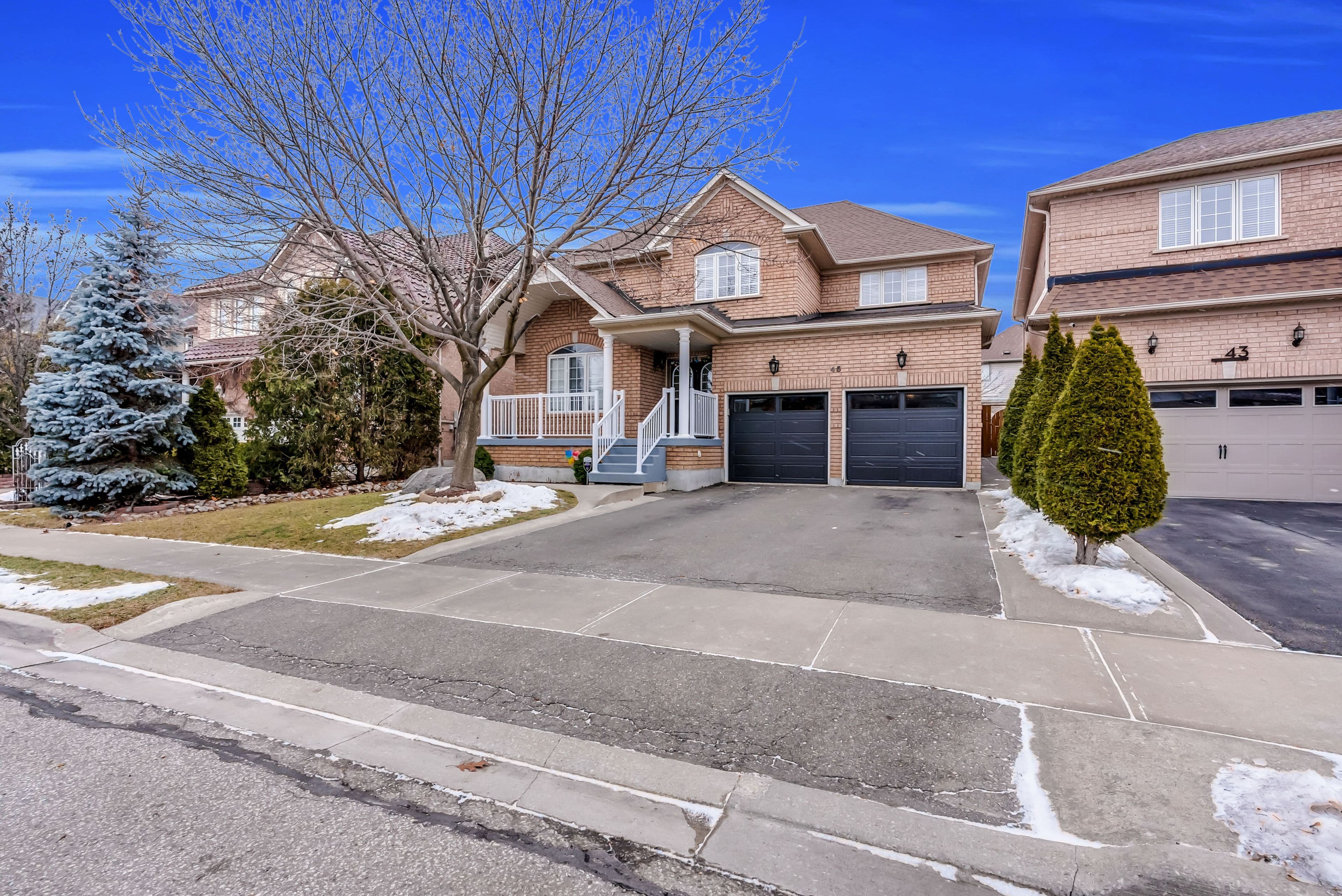 45 Heatherdale Drive, Brampton, ON L7A 2H4
