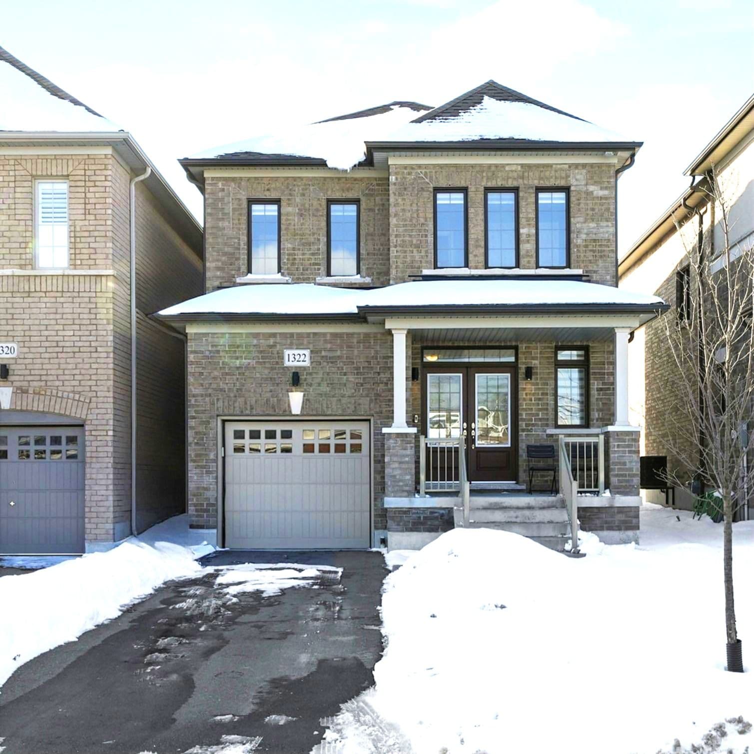 1322 Apollo Street, Oshawa, ON L1K 3E6
