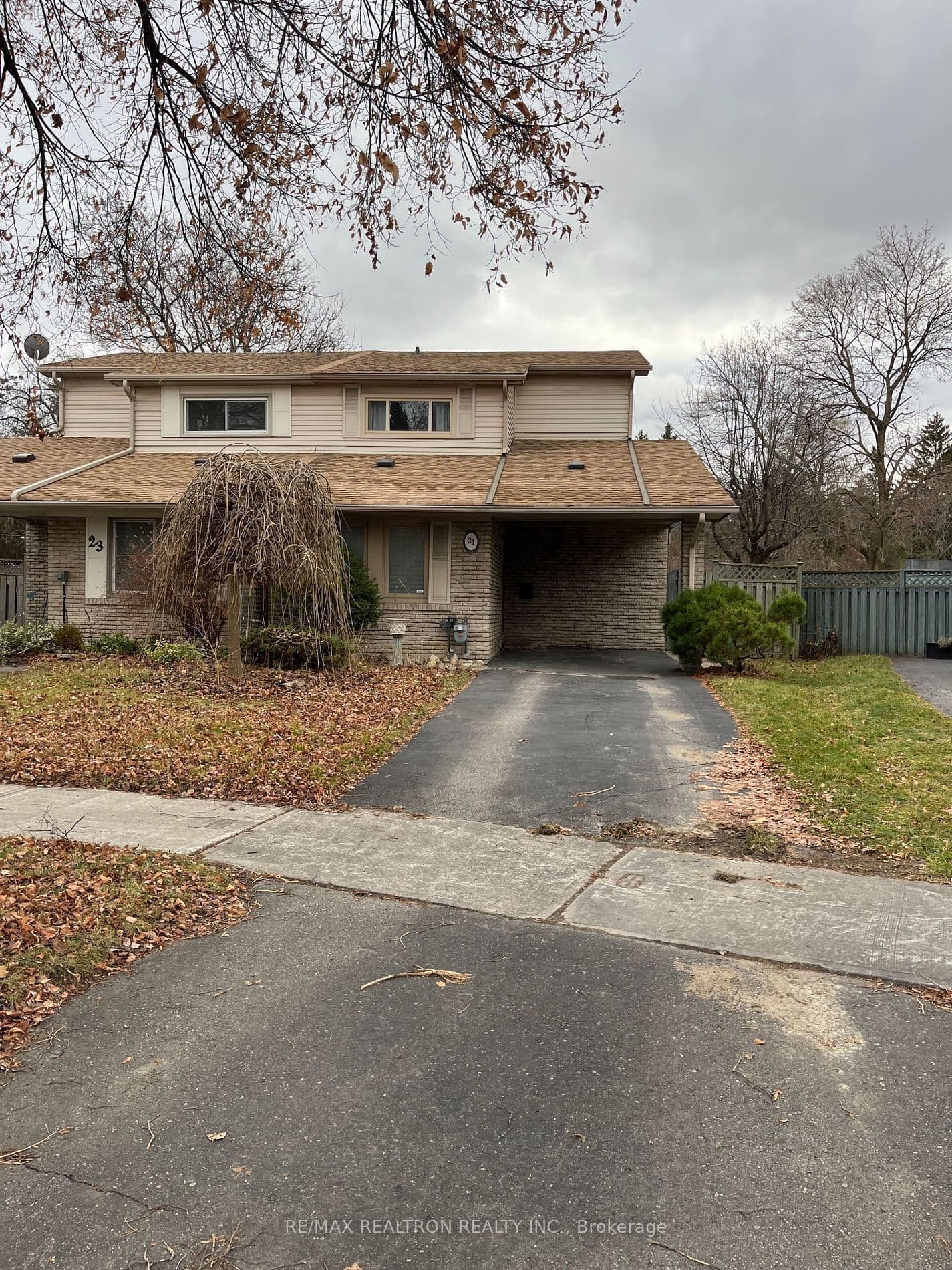 21 Hollyberry Trail, Toronto C15, ON M2H 2N9