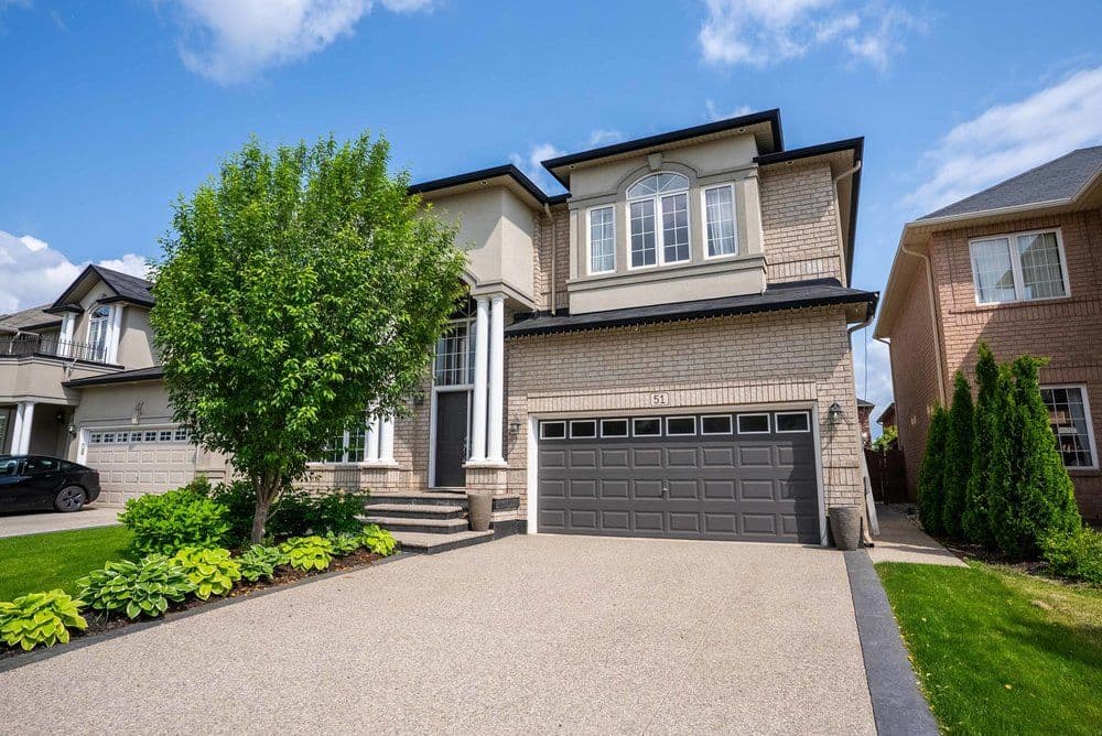 51 Weaver Drive, Hamilton, ON L9K 0G3