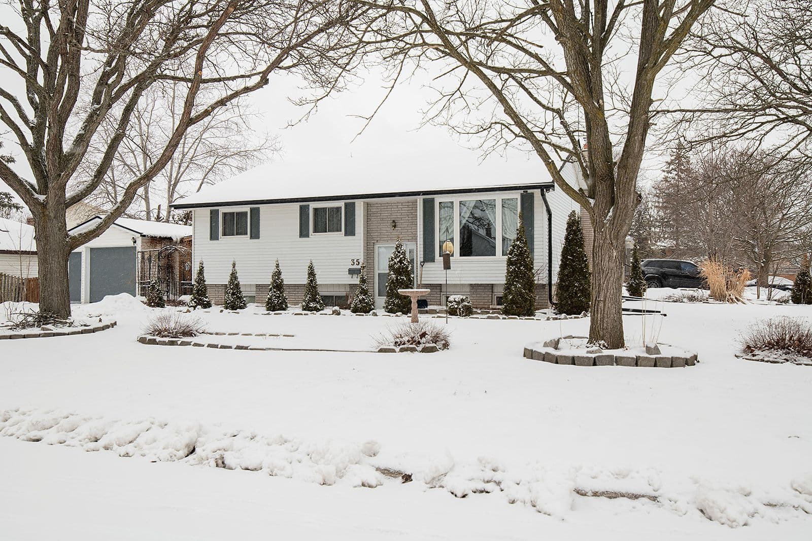35 Morris Drive, Belleville, ON K8P 5B3