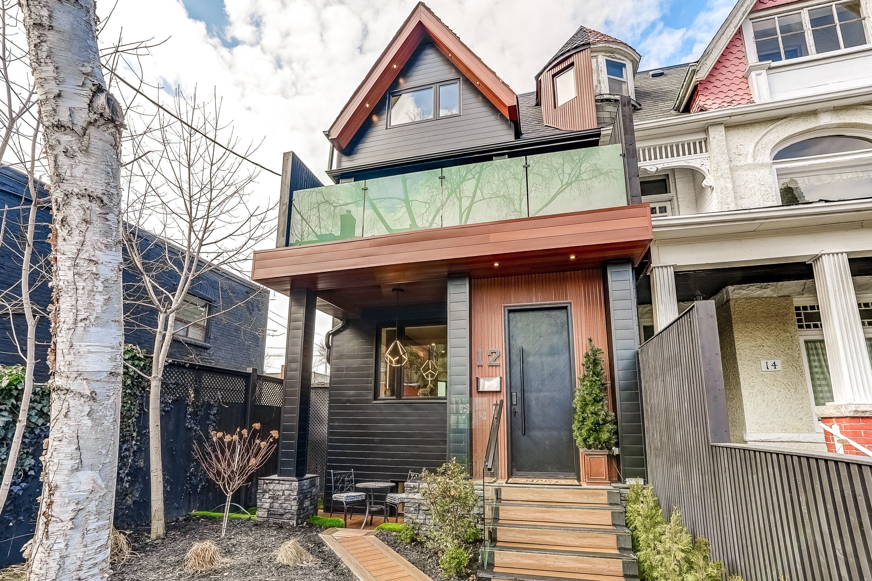12 Macdonell Avenue, Toronto W01, ON M6R 2A2