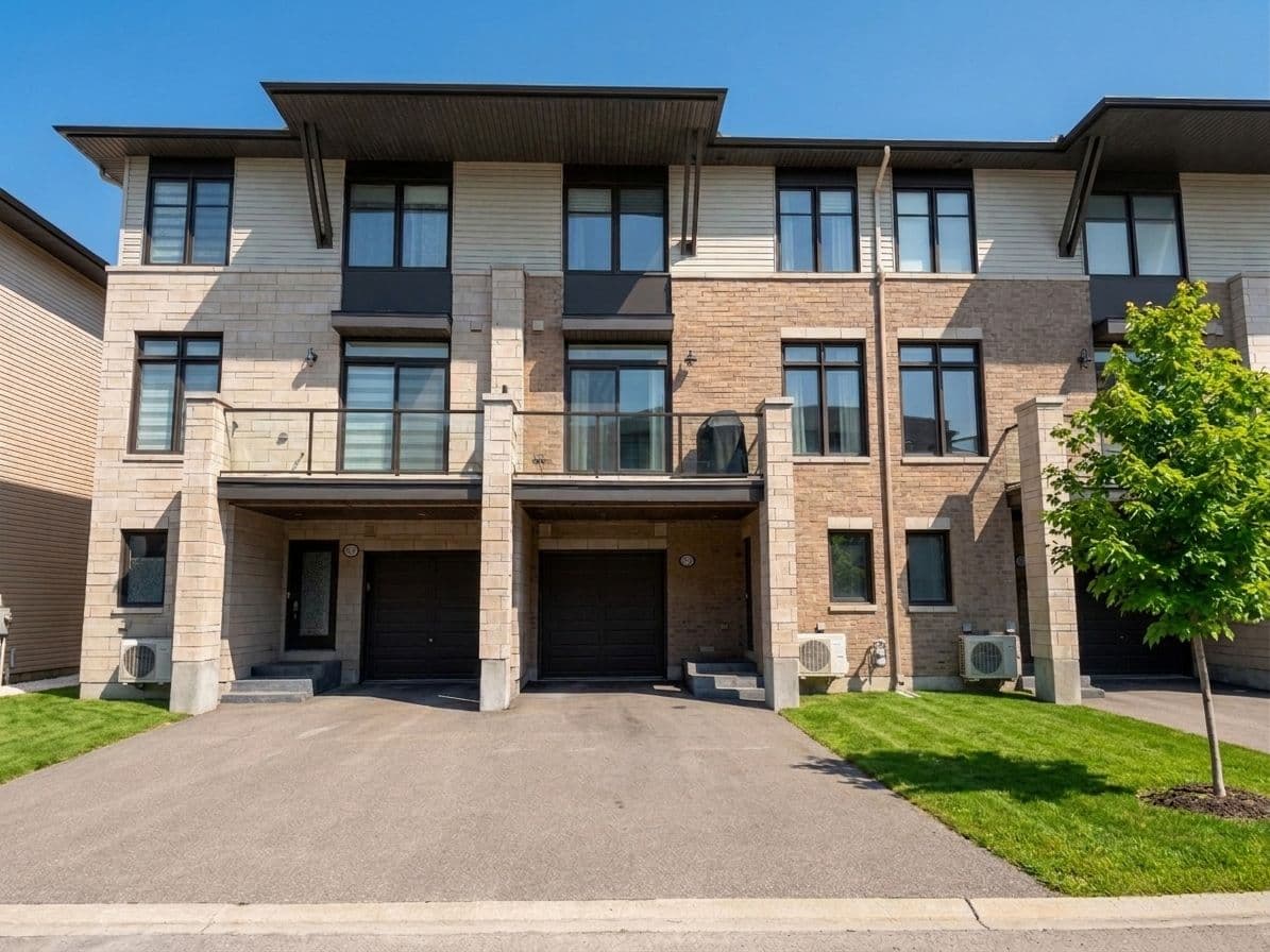274 Pastel Way, Barrhaven, ON K2J 6C1
