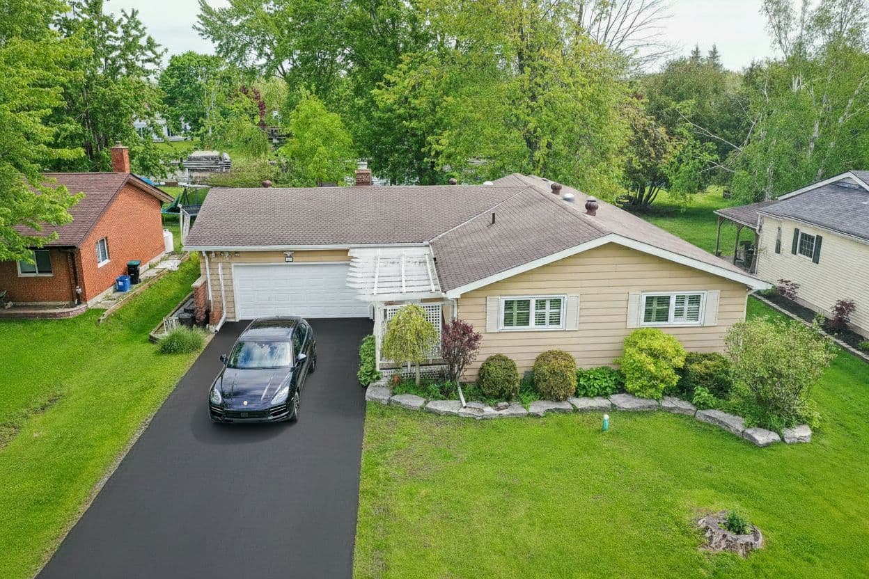 9 Pinetree Court, Ramara, ON L0K 1B0