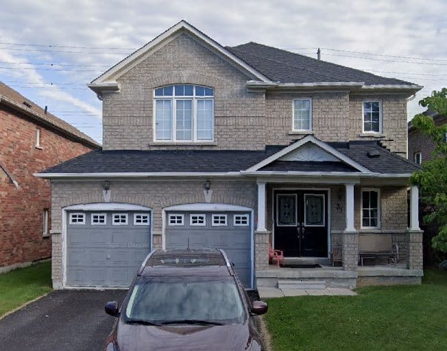 31 Wakem Court, Whitby, ON L1P 1T8