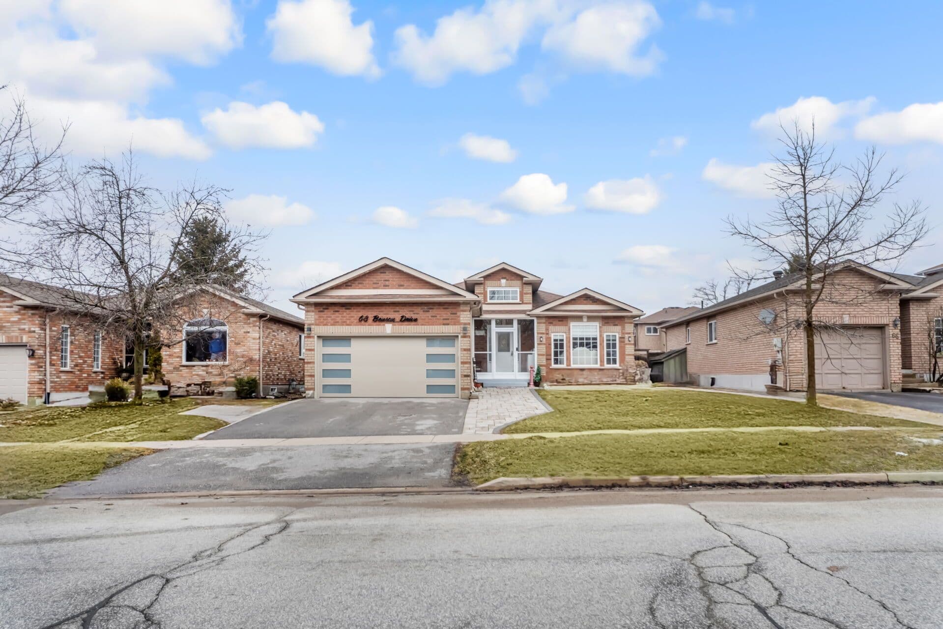 68 Benson Drive, Barrie, ON L4N 7Y2