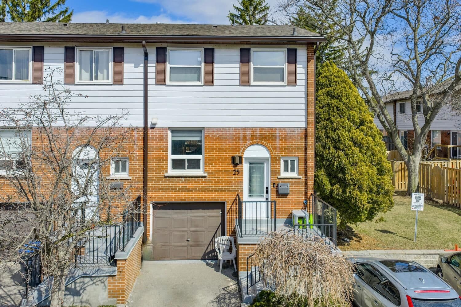 2445 Homelands Drive 25, Mississauga, ON L5K 2C6
