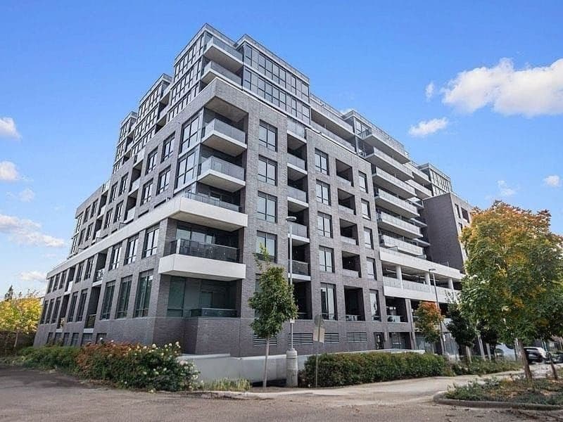 26 Gibbs Road 341, Toronto W08, ON M9B 0E3