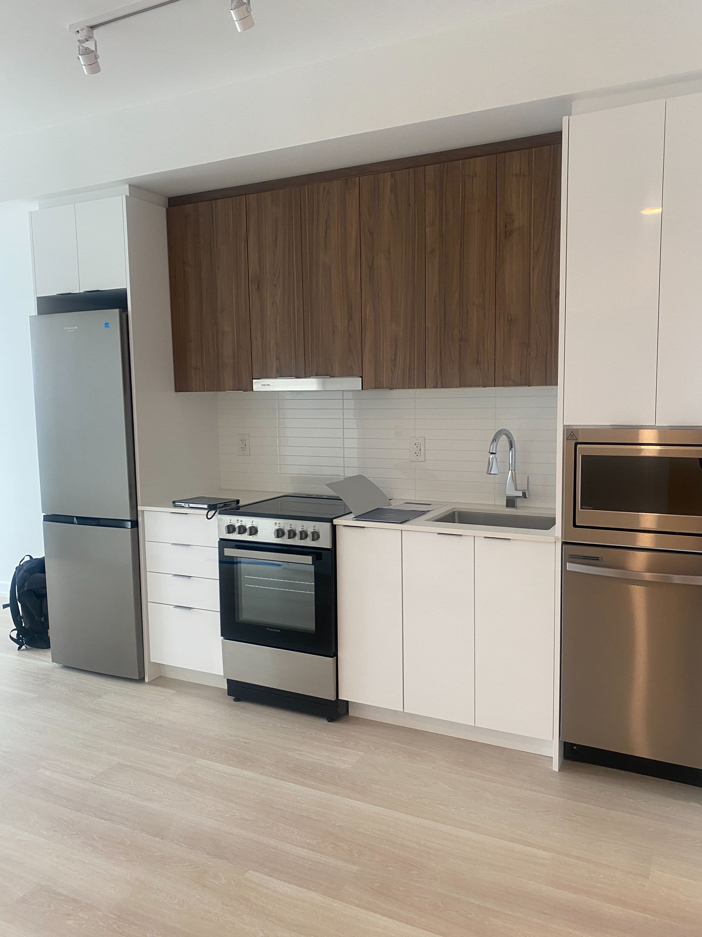 9751 Markham Road B-1206, Markham, ON L6E 0W3