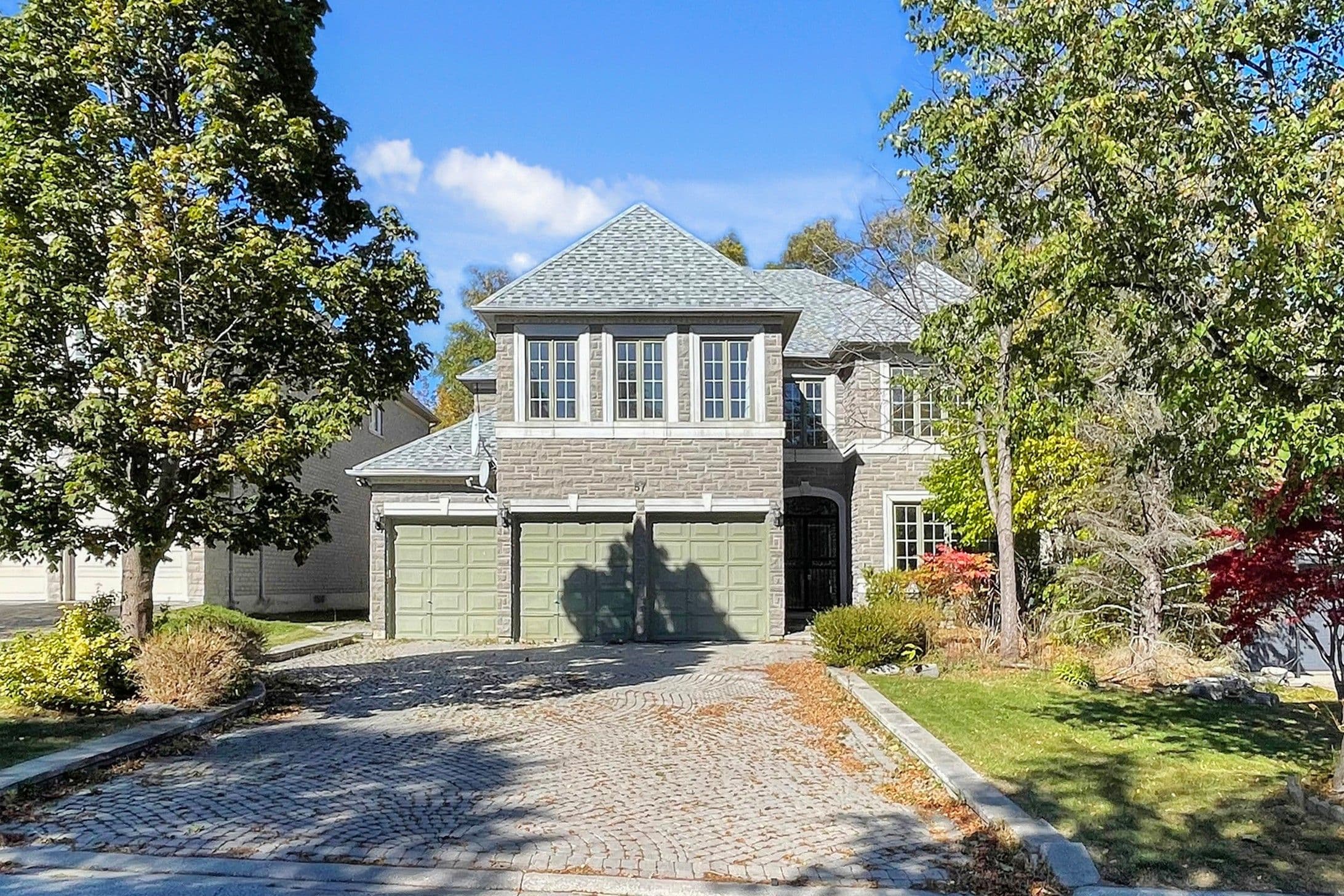 57 Cassandra Crescent, Richmond Hill, ON L4B 4A1