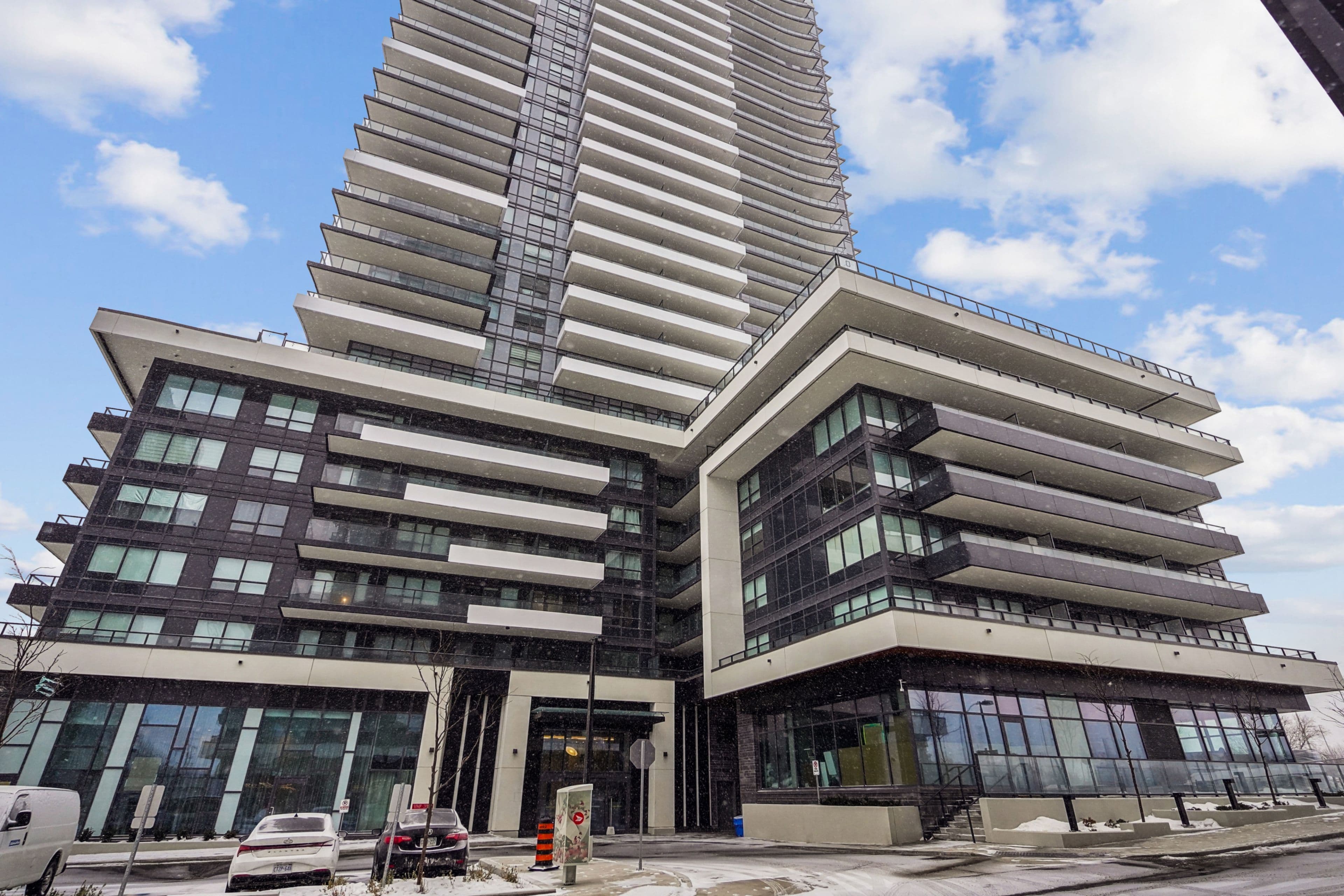 1435 Celebration Drive 416, Pickering, ON L1W 0C4