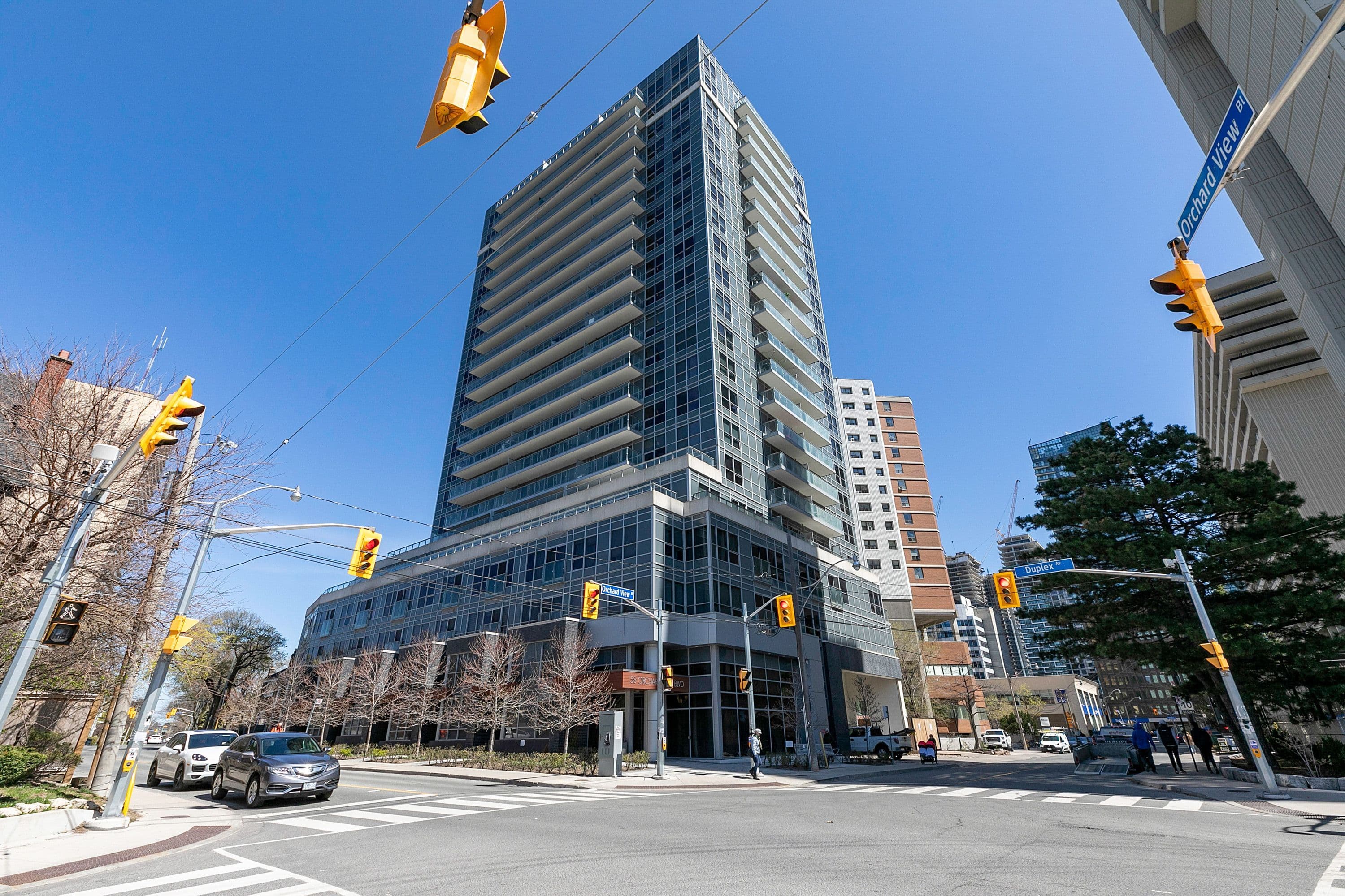 58 Orchard View Boulevard 506, Toronto C03, ON M4R 1B9
