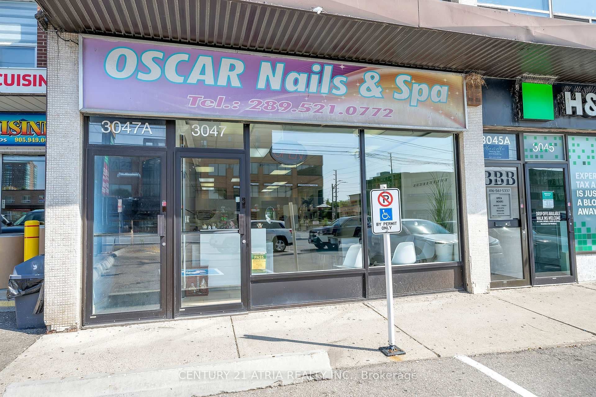 3047 Hurontario Street, Mississauga, ON L5A 2G9