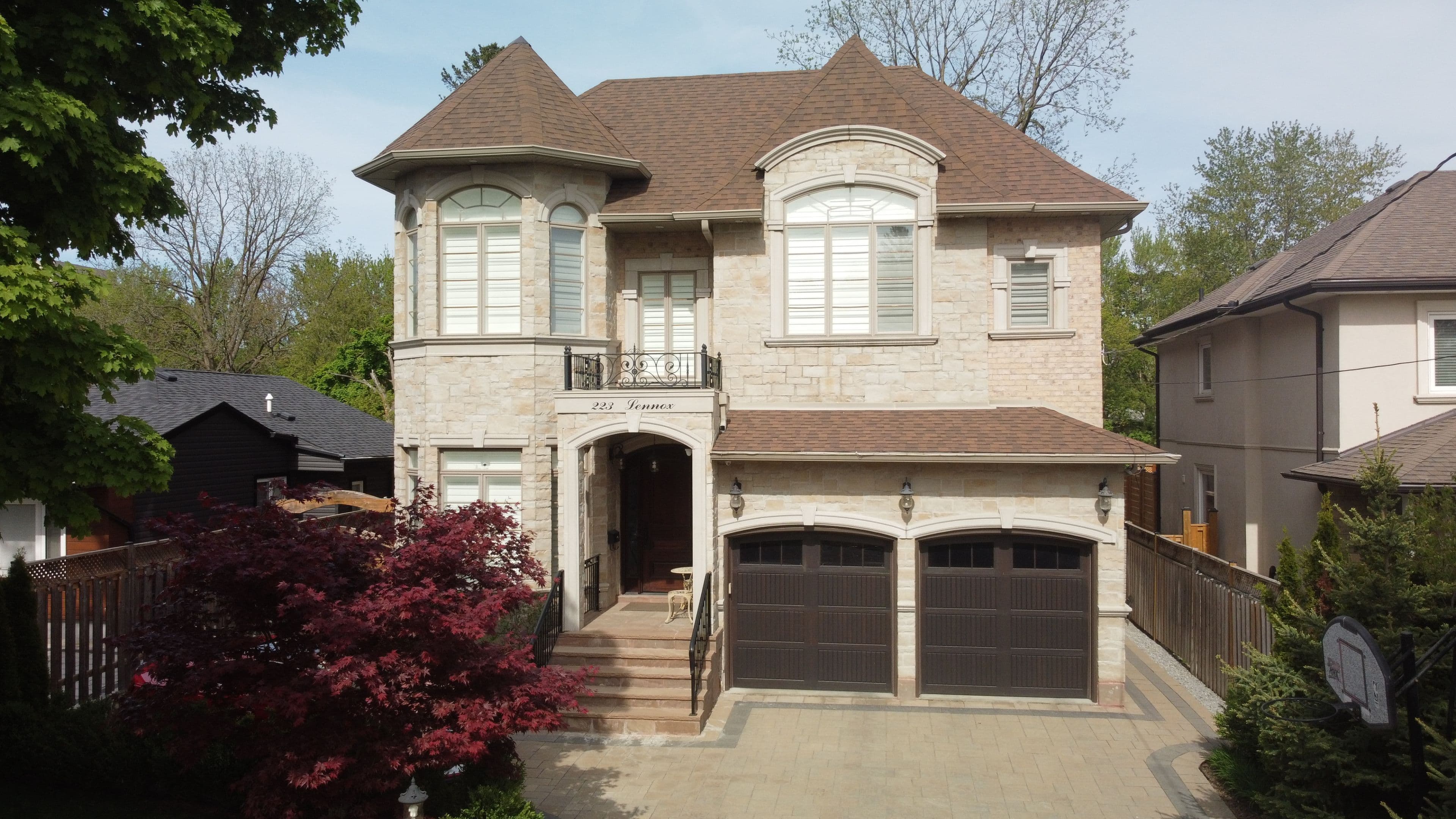 223 Lennox Avenue, Richmond Hill, ON L4C 2A4
