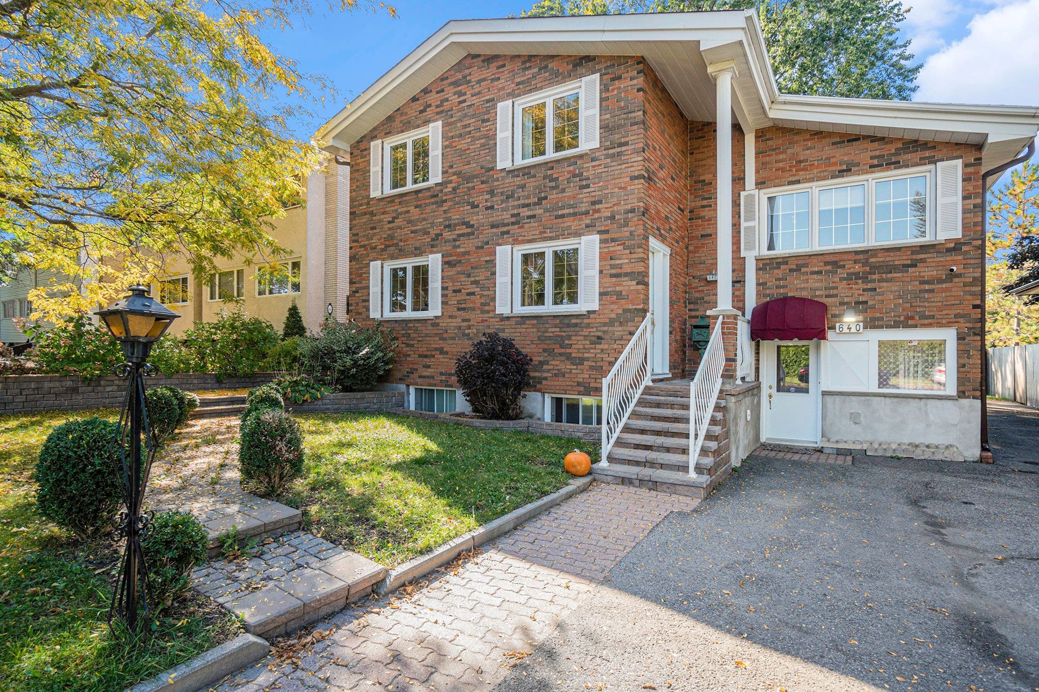 640 Morin Street B, Overbrook - Castleheights and Area, ON K1K 3G9