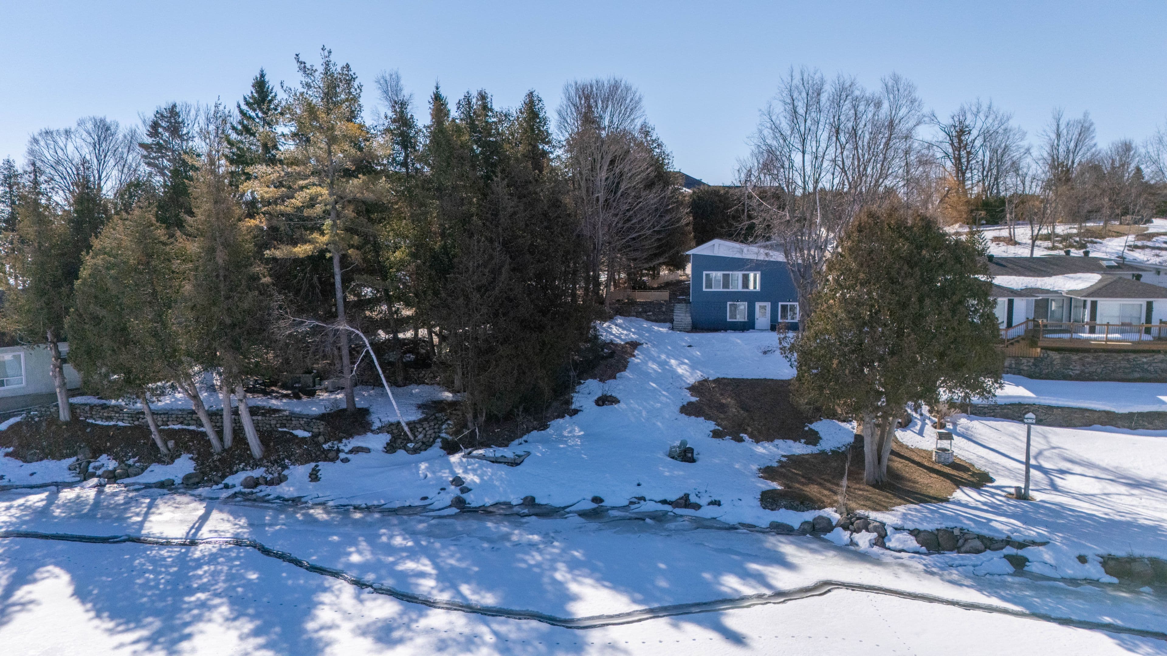 47 Moon Point Drive, Oro-Medonte, ON L3V 0R8