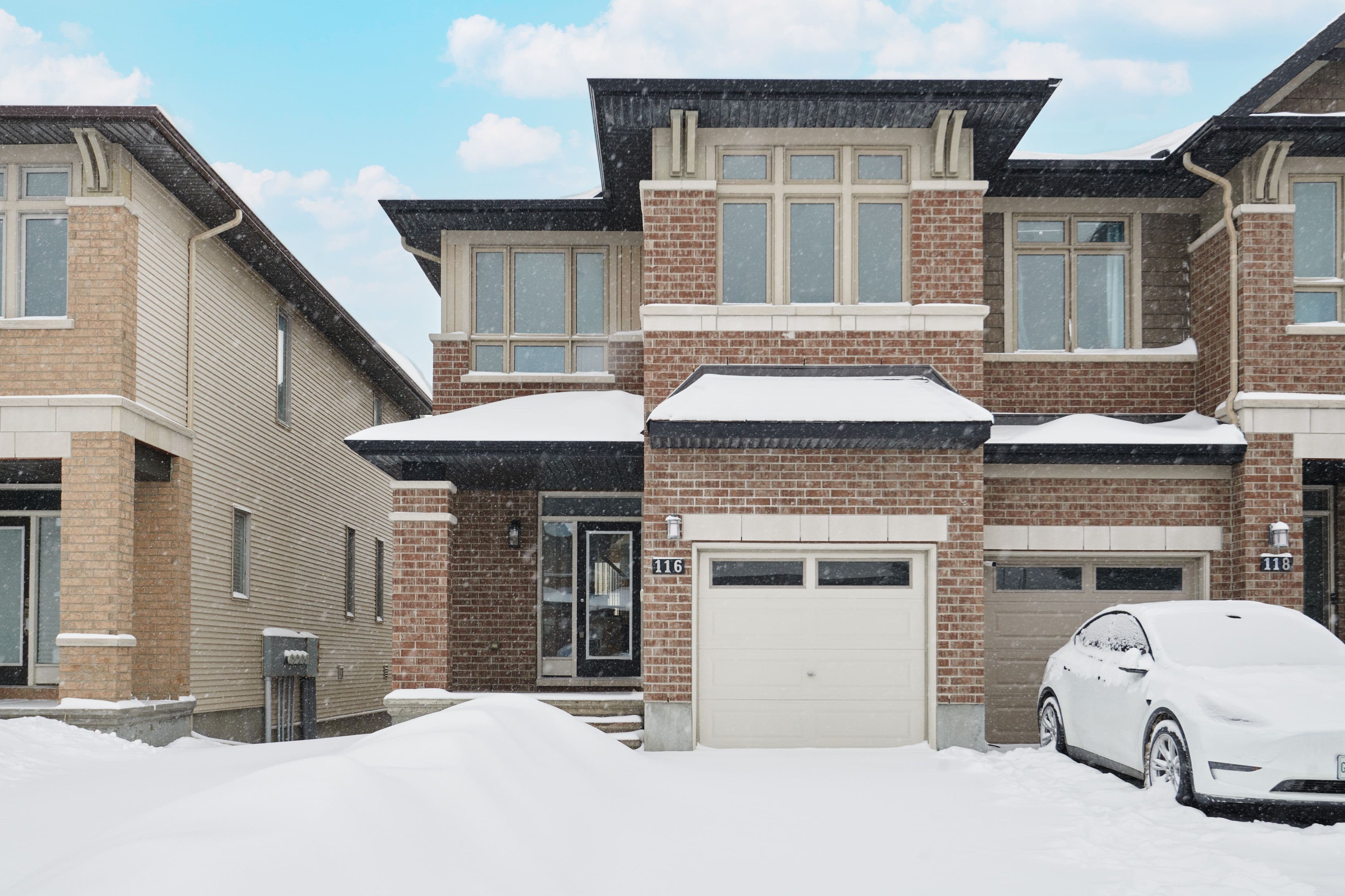 116 Popplewell Crescent, Barrhaven, ON K2J 5R3