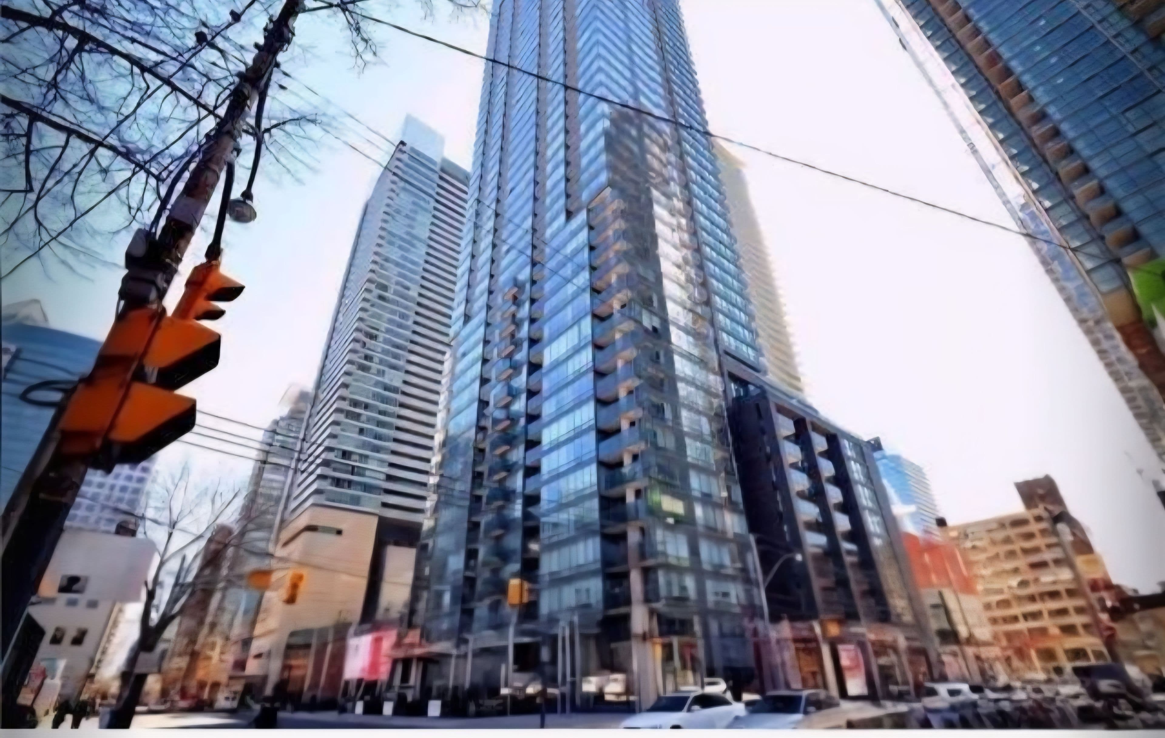 295 Adelaide Street W 518, Toronto C01, ON M5V 0L4