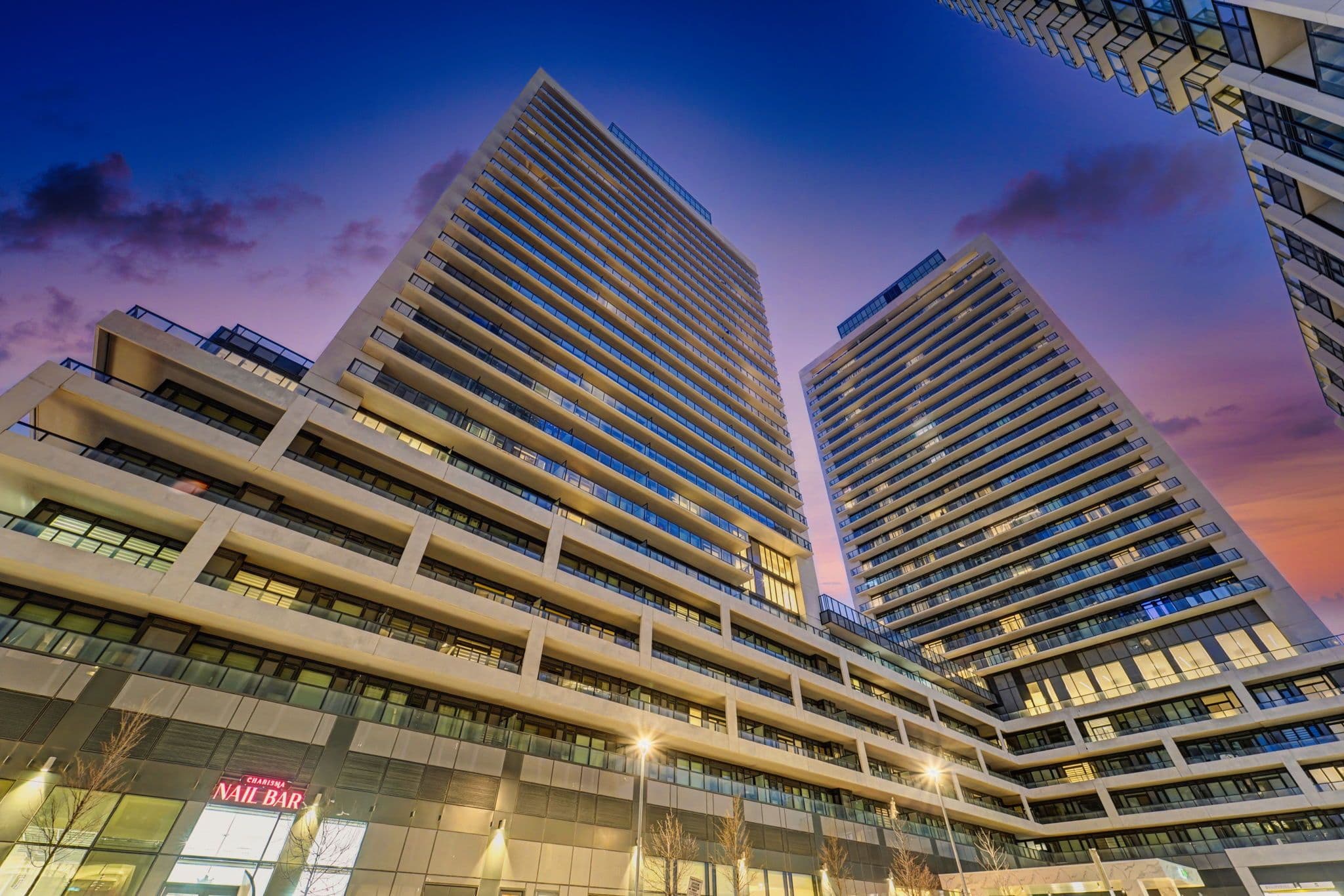 8960 Jane Street 421, Vaughan, ON L4K 2M9