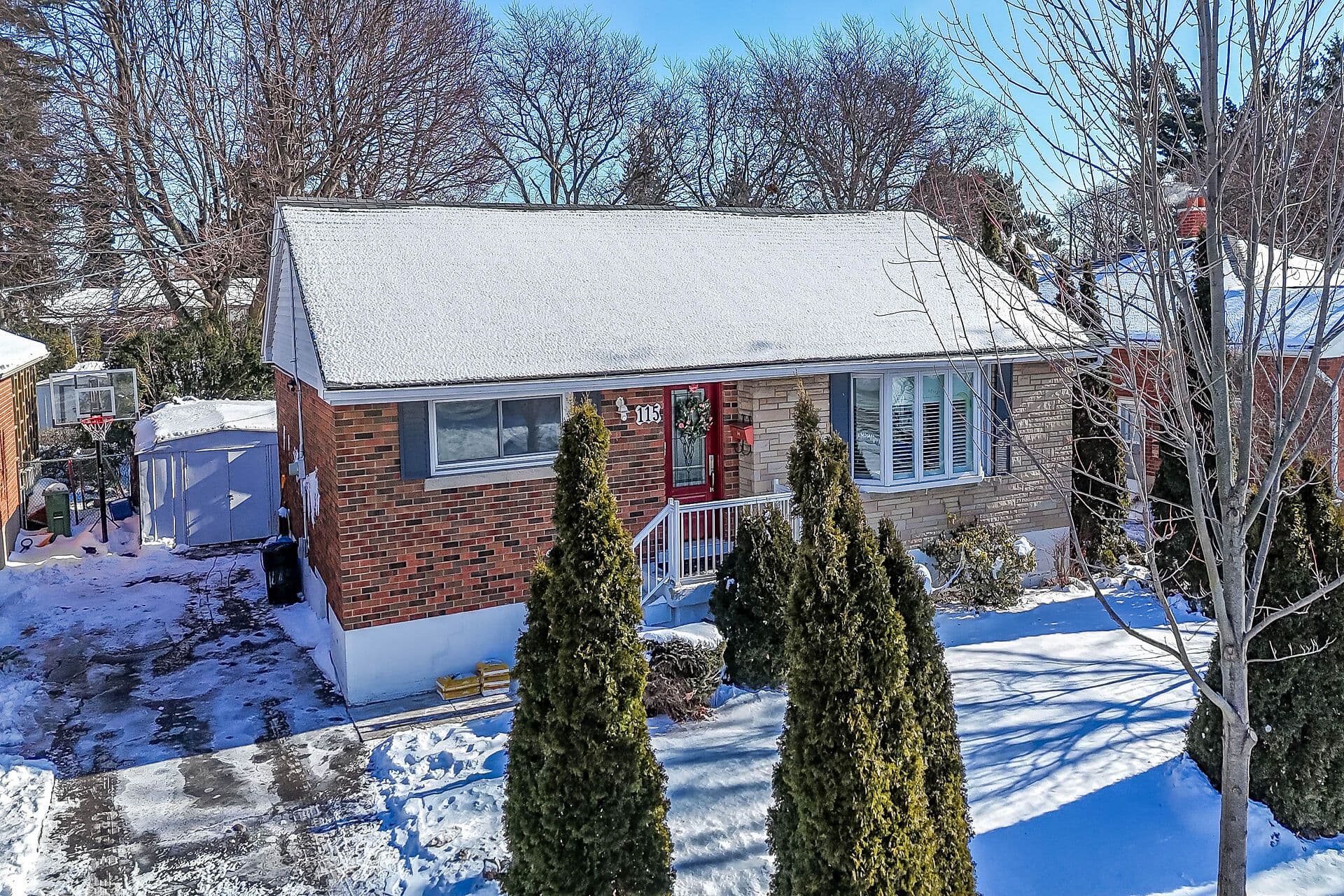 115 KINGS FOREST Drive, Hamilton, ON L8T 4J8