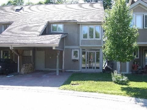 3 Davy Point Circle, Georgina, ON L4P 3H1