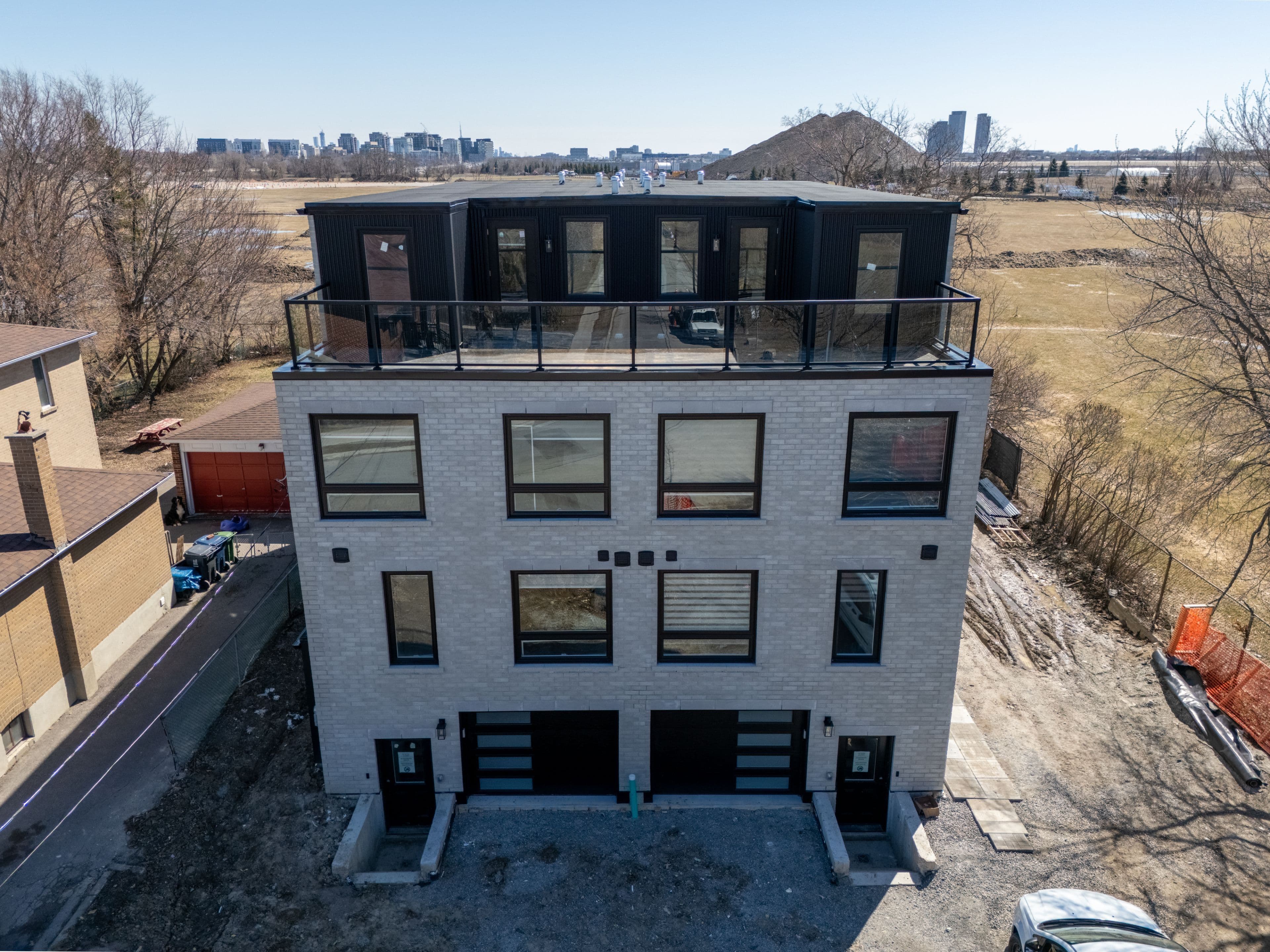4 Southwell Drive A, Toronto C13, ON M3B 2N7