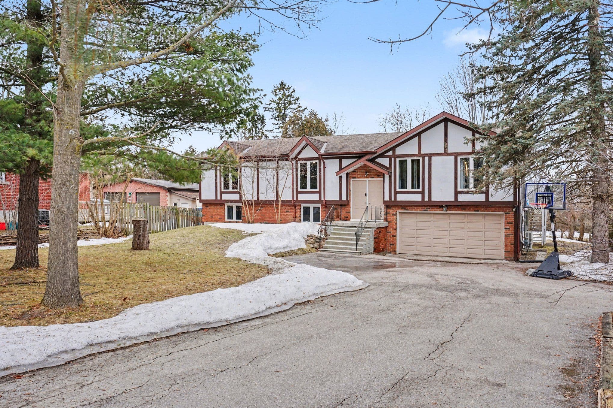 14628 Woodbine Avenue, Whitchurch-Stouffville, ON L4A 2H5