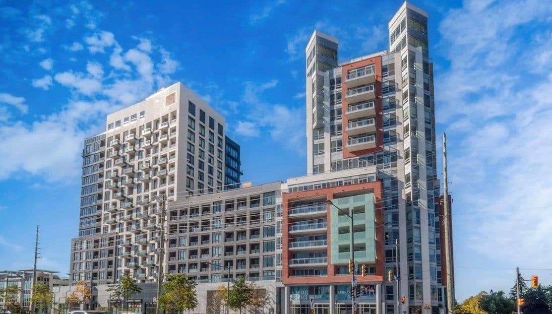 8888 Yonge Street 613, Richmond Hill, ON L4C 5V6