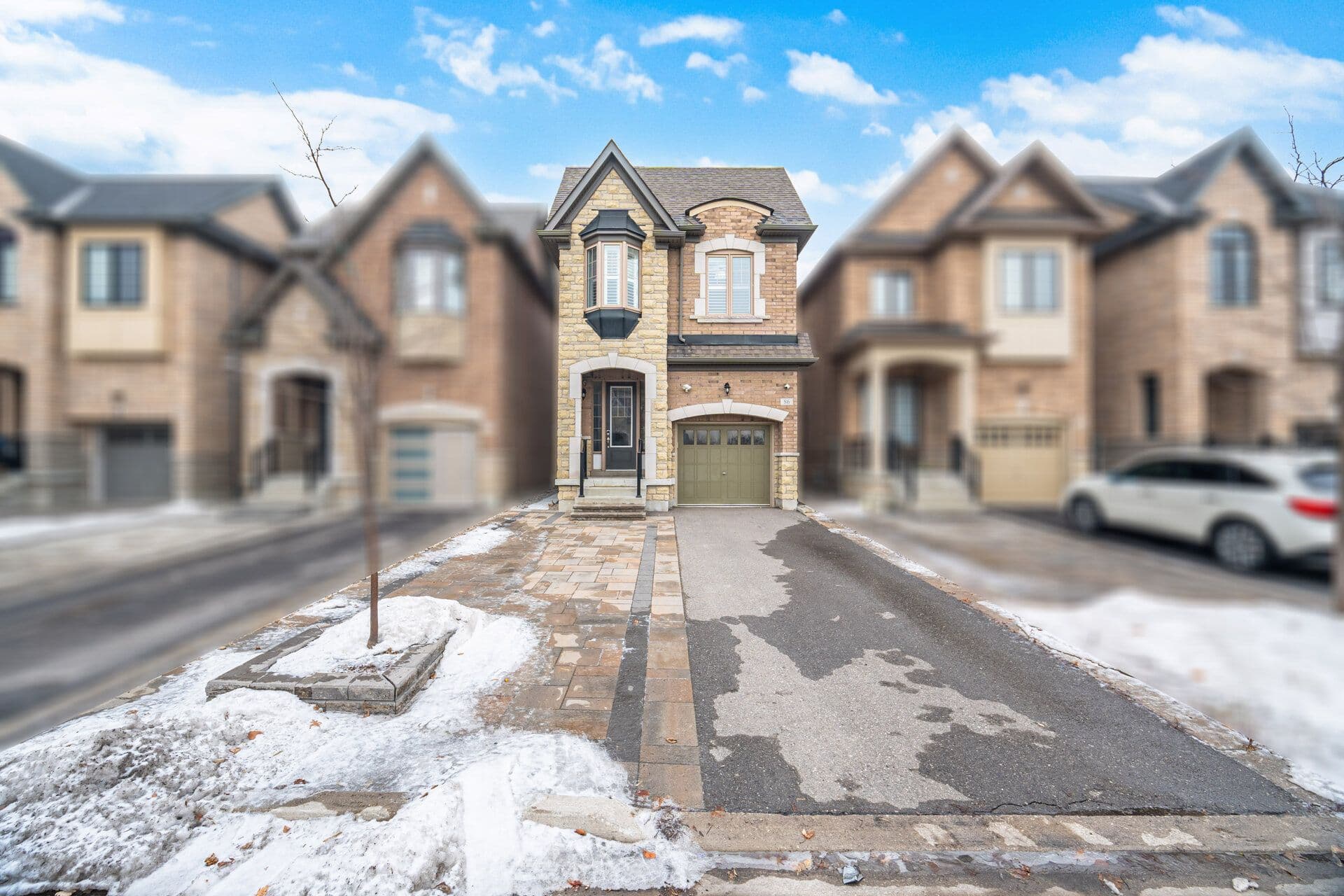 86 Hatton Garden Road, Vaughan, ON L4H 3P8