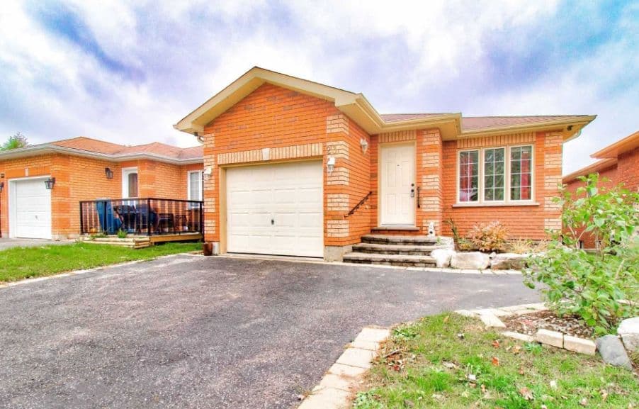 23 Butternut Drive Upper, Barrie, ON L4N 0E3