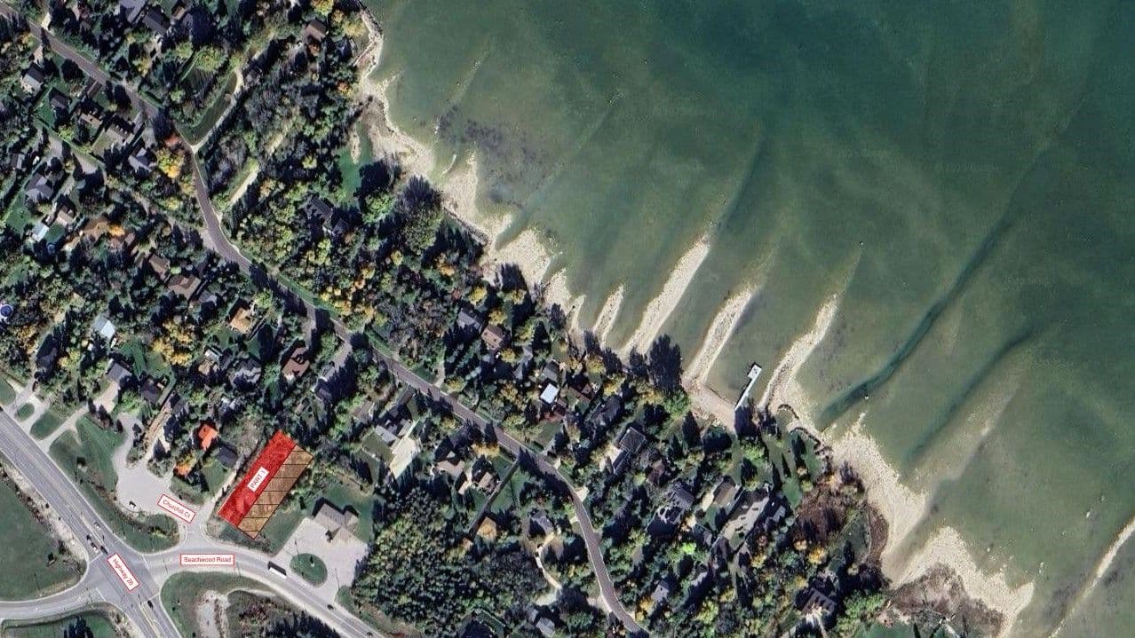 9880 Beachwood Road, Collingwood, ON L9Y 3Z1