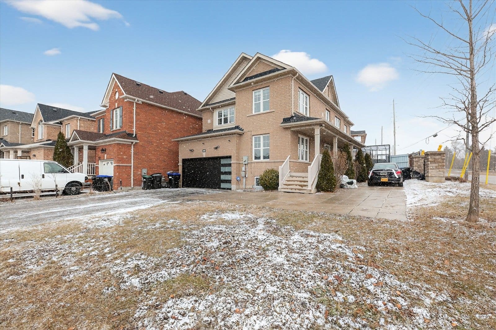 939 Miller Park Avenue, Bradford West Gwillimbury, ON L3Z 0L6