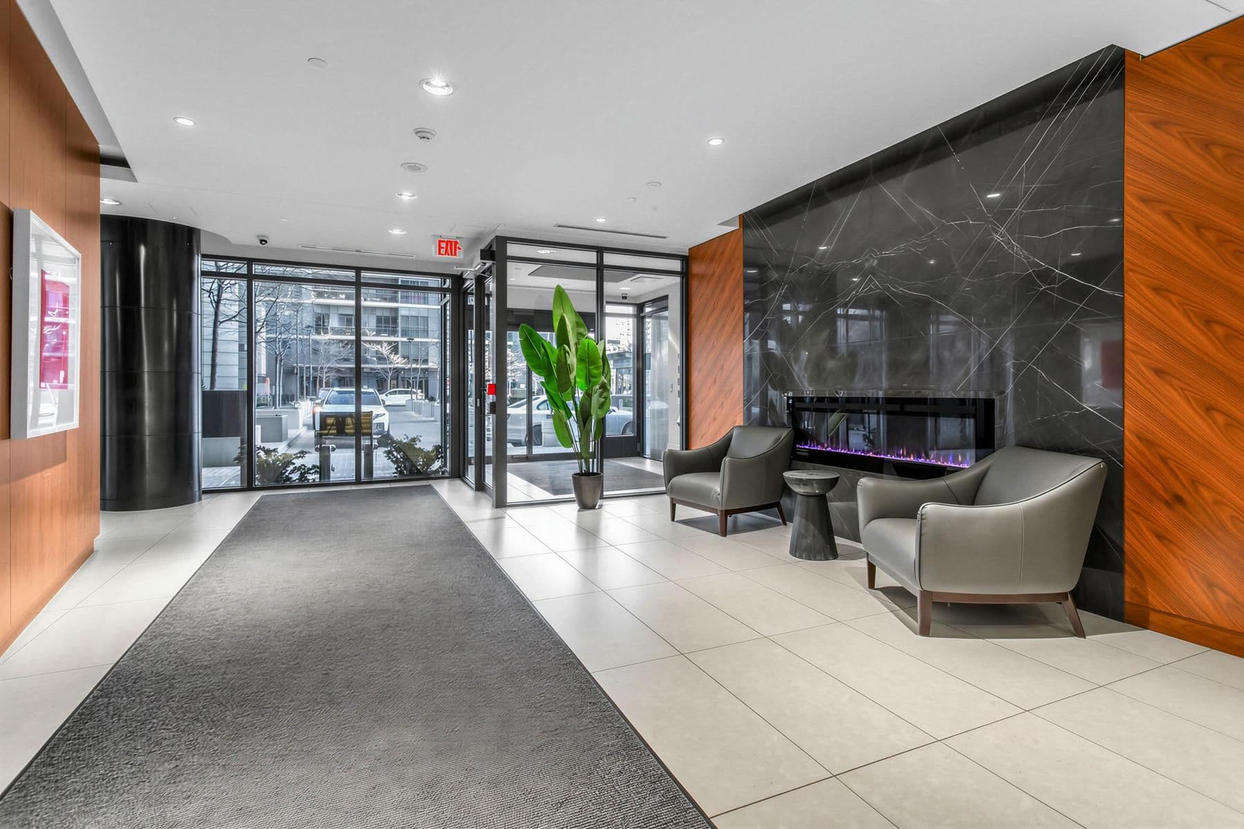 9 Valhalla Inn Road 1910, Toronto W08, ON M9B 0B2