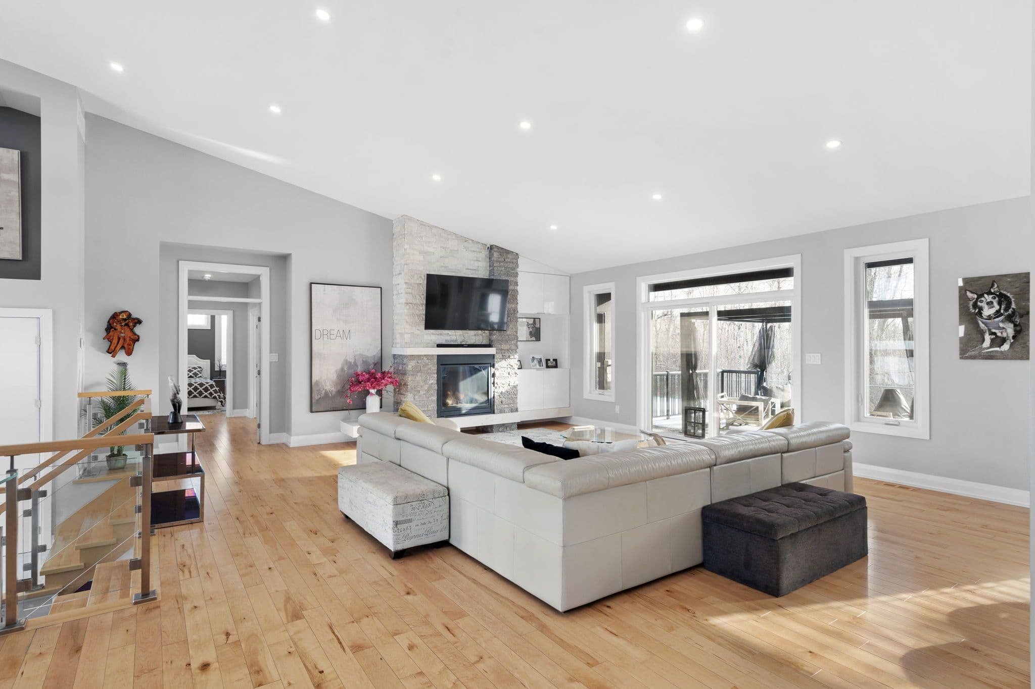 663 Ballycastle Crescent, Blossom Park - Airport and Area, ON K1X 0A3