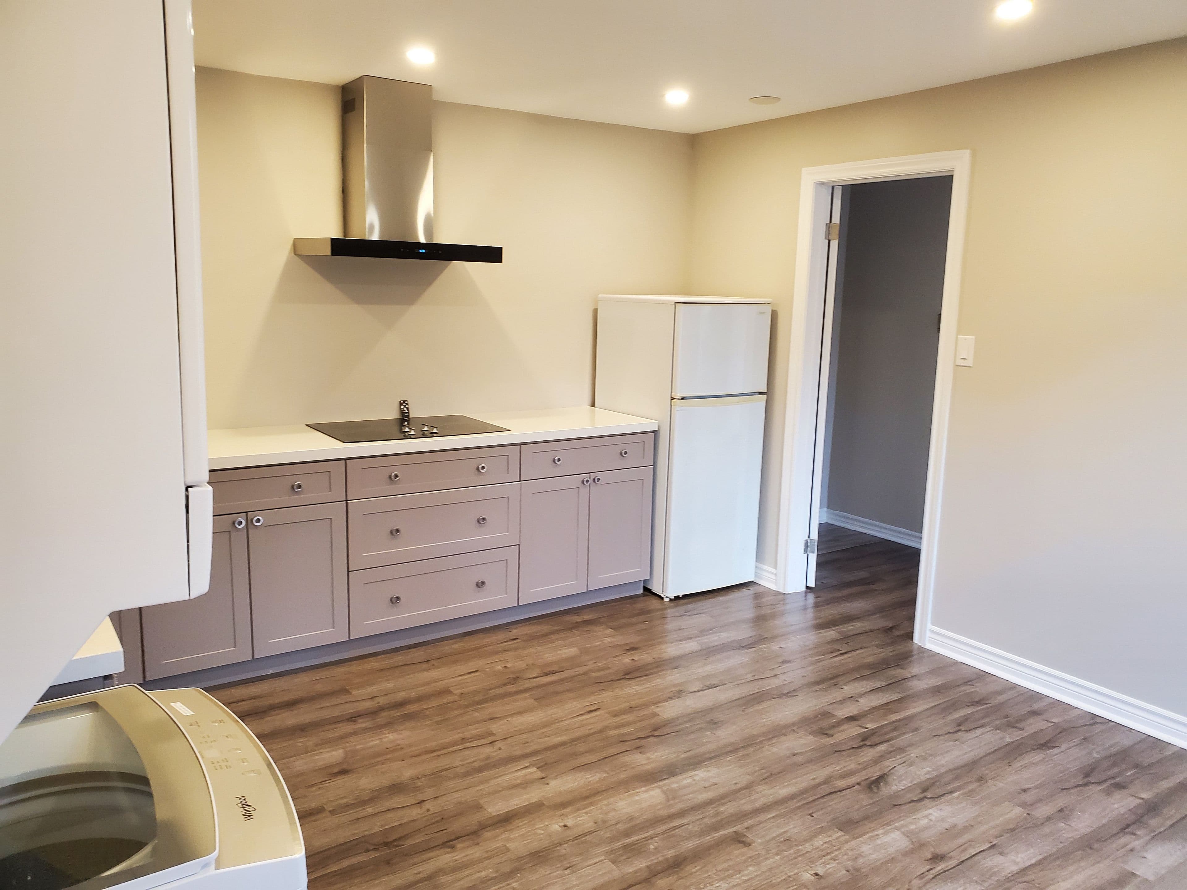 318 Millwood Road A, Toronto C10, ON M4S 1K1