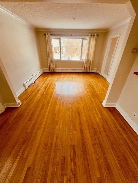 110 Cedarcrest Boulevard Main, Toronto E03, ON M4B 2P3