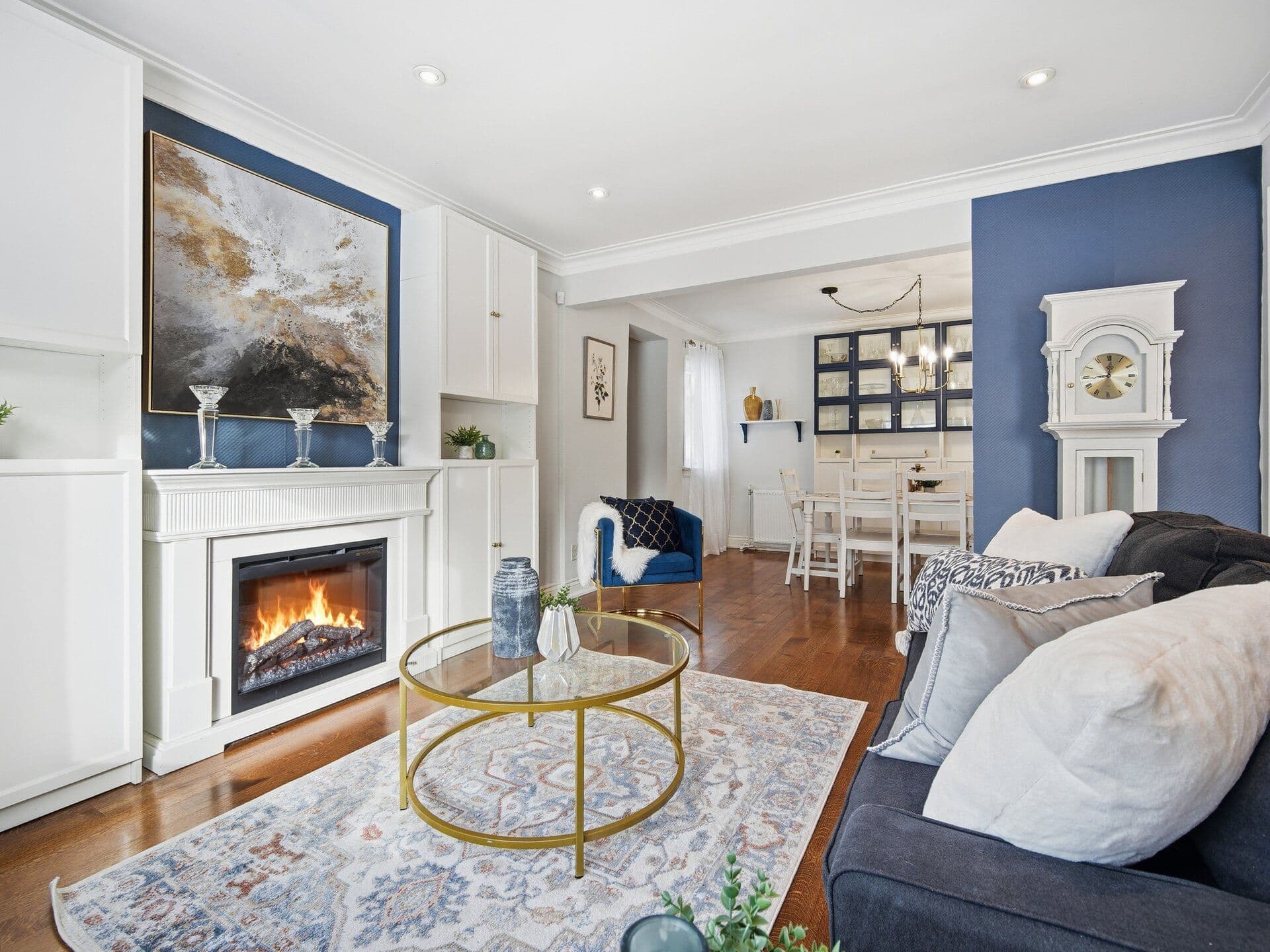 205 Prince Edward Drive S, Toronto W07, ON M8Y 3X1