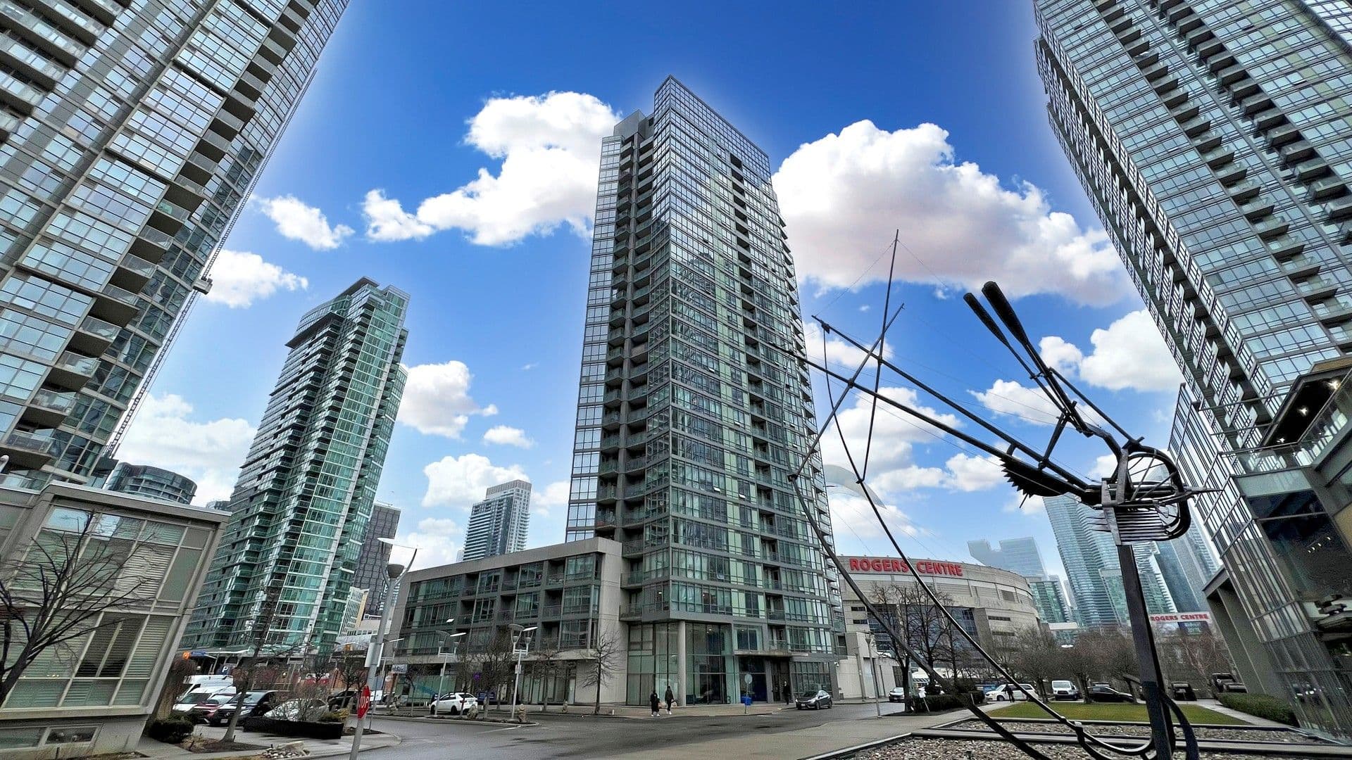 10 Navy Wharf Court 1705, Toronto C01, ON M5V 3V2