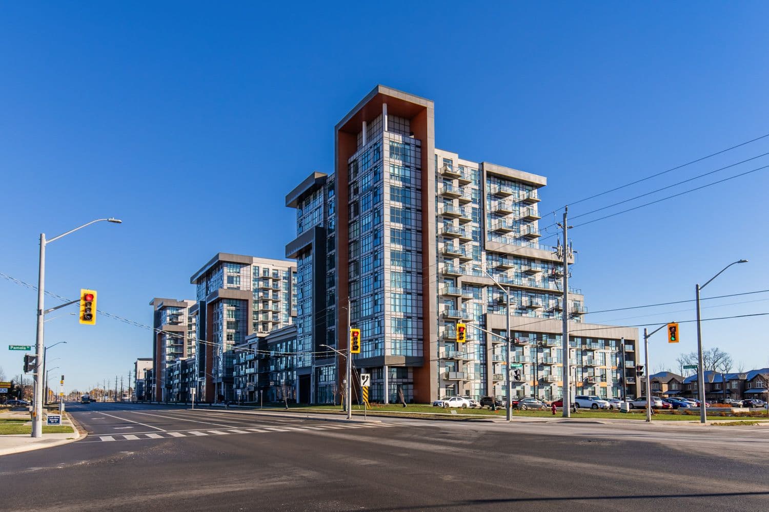 470 Dundas Street 605, Hamilton, ON L8B 1Z2