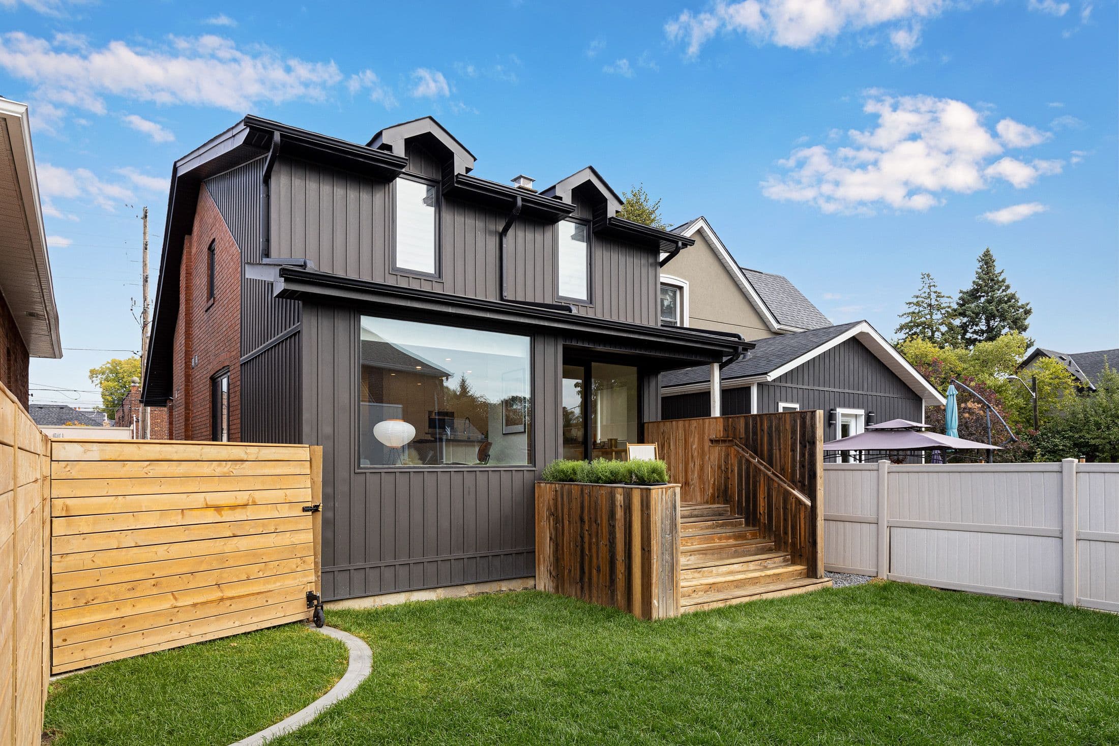 55 Mimico Avenue, Toronto W06, ON M8V 1R2