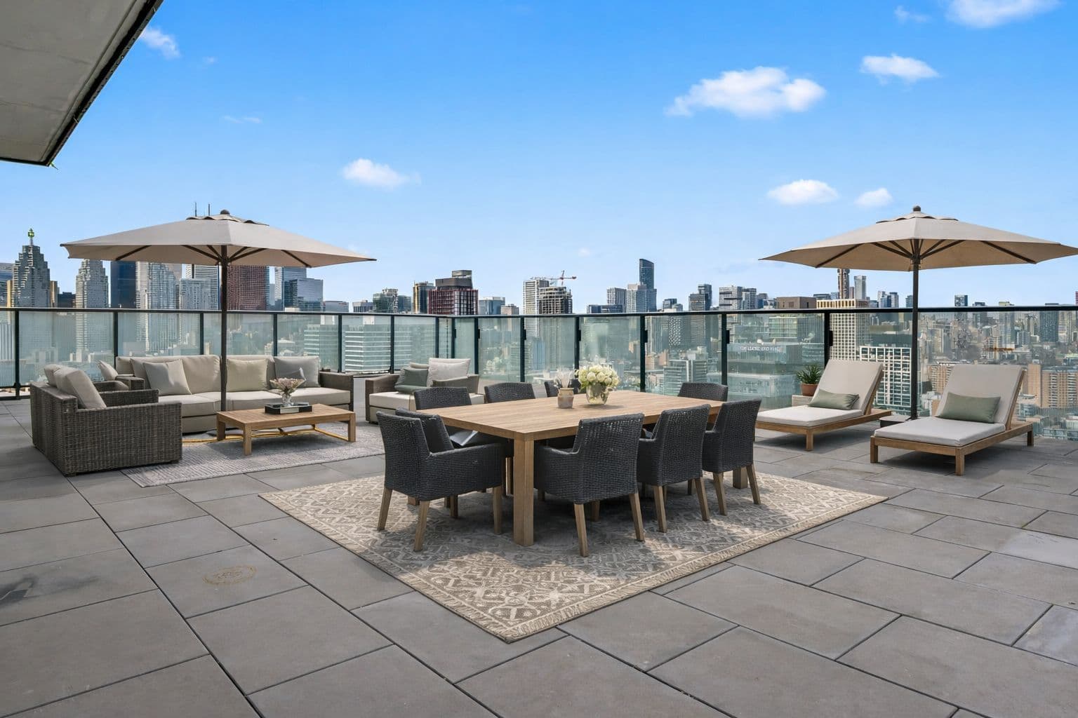 35 Parliament Street 3204, Toronto C08, ON M5A 0Z7