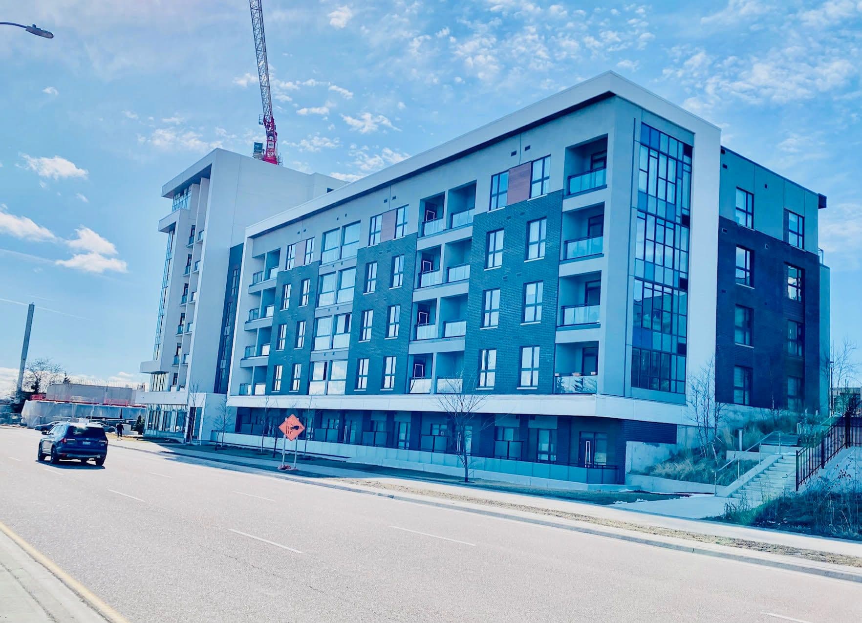 95 W Dundas Street W 206, Oakville, ON L6M 5N4