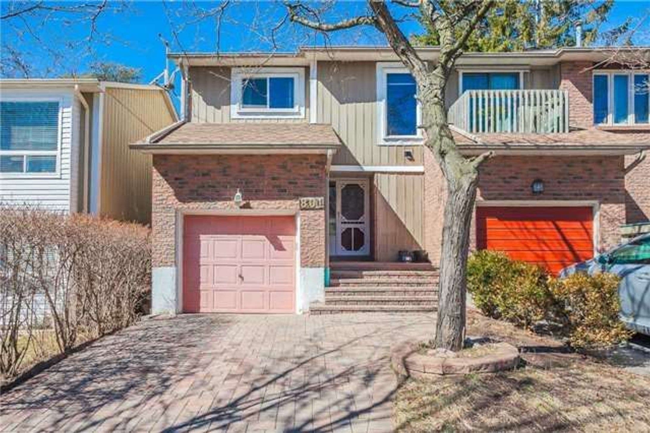 801 Edgehill Road N, Mississauga, ON L5H 3Y2